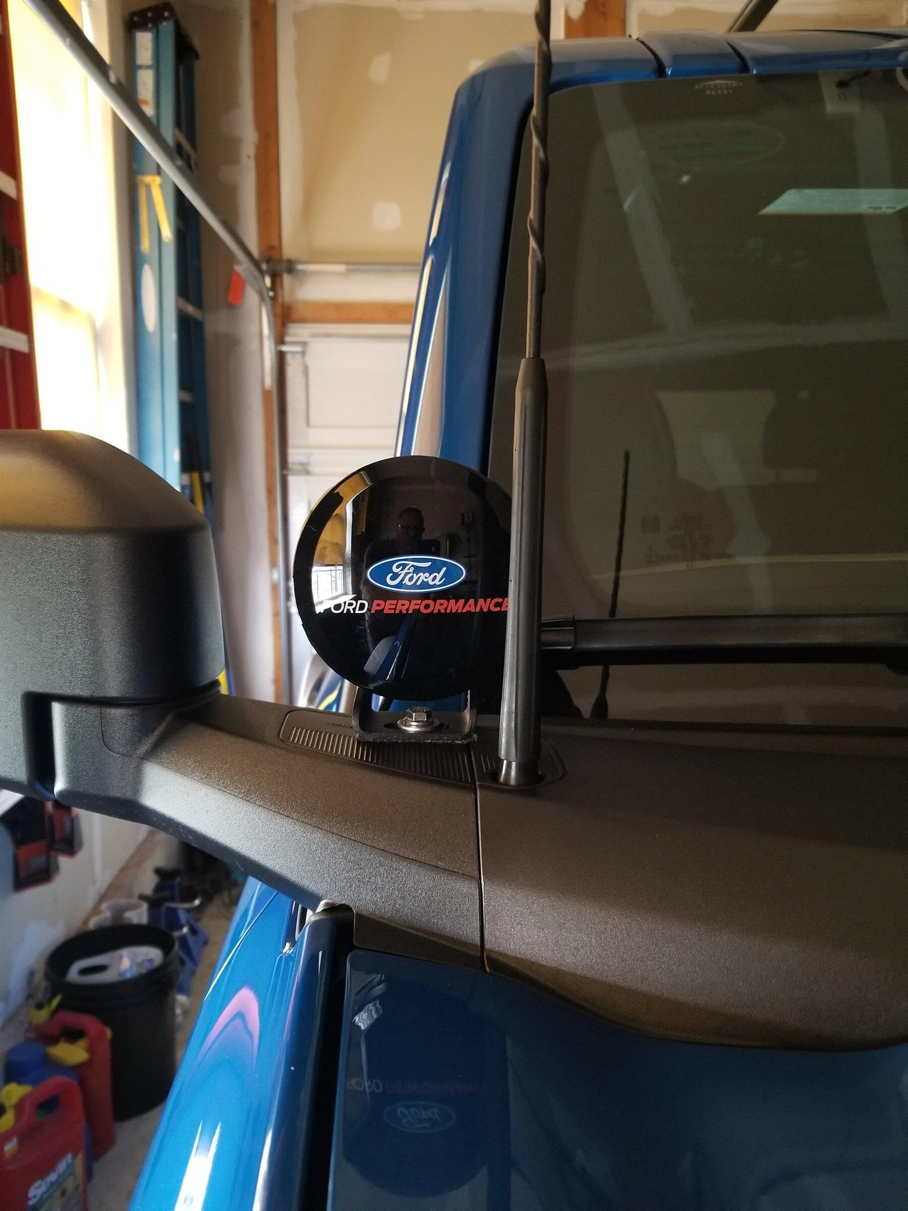Ford Bronco VELOCITY BLUE Bronco Club 20220327_110911