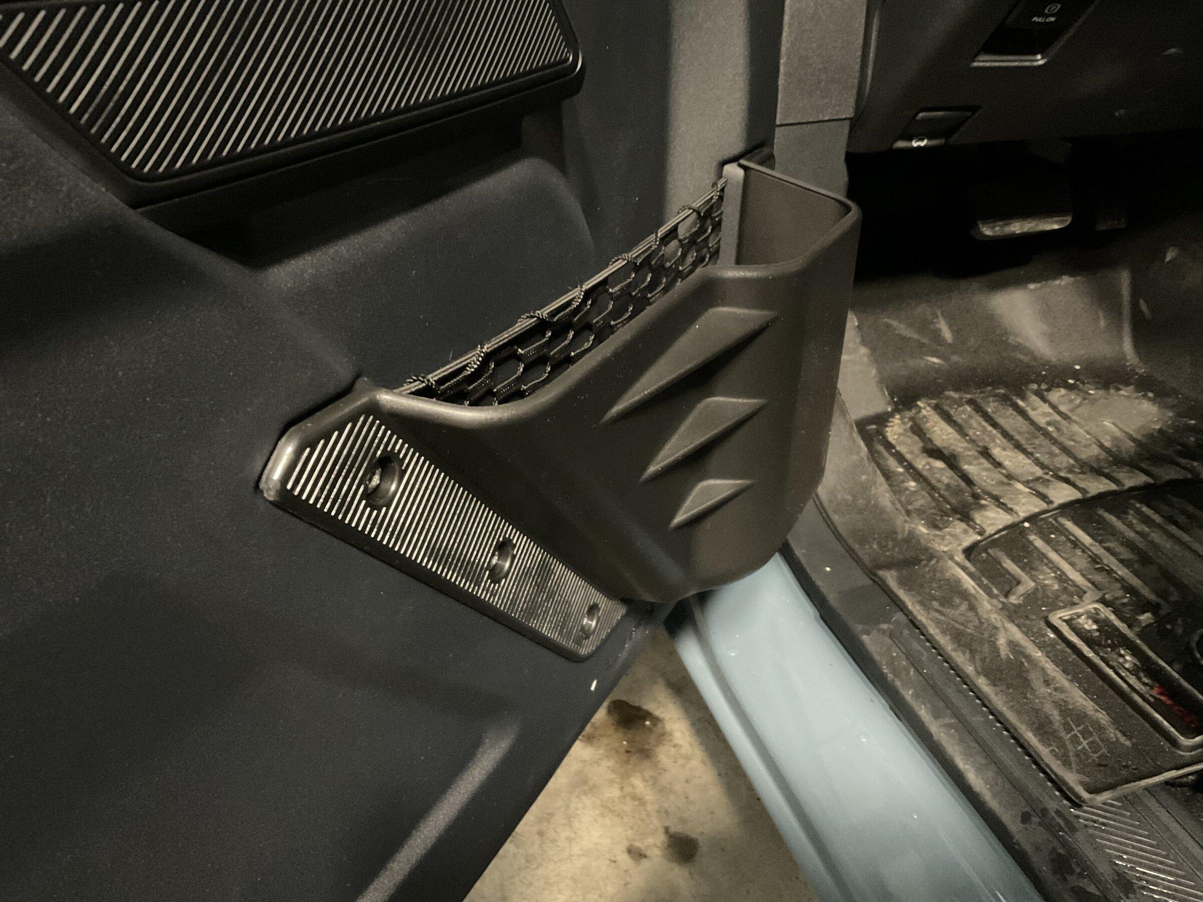 Ford Bronco Door cup holder/lock box interest 638D5DD0-4E87-4F06-9ED9-7C8AAC248F82