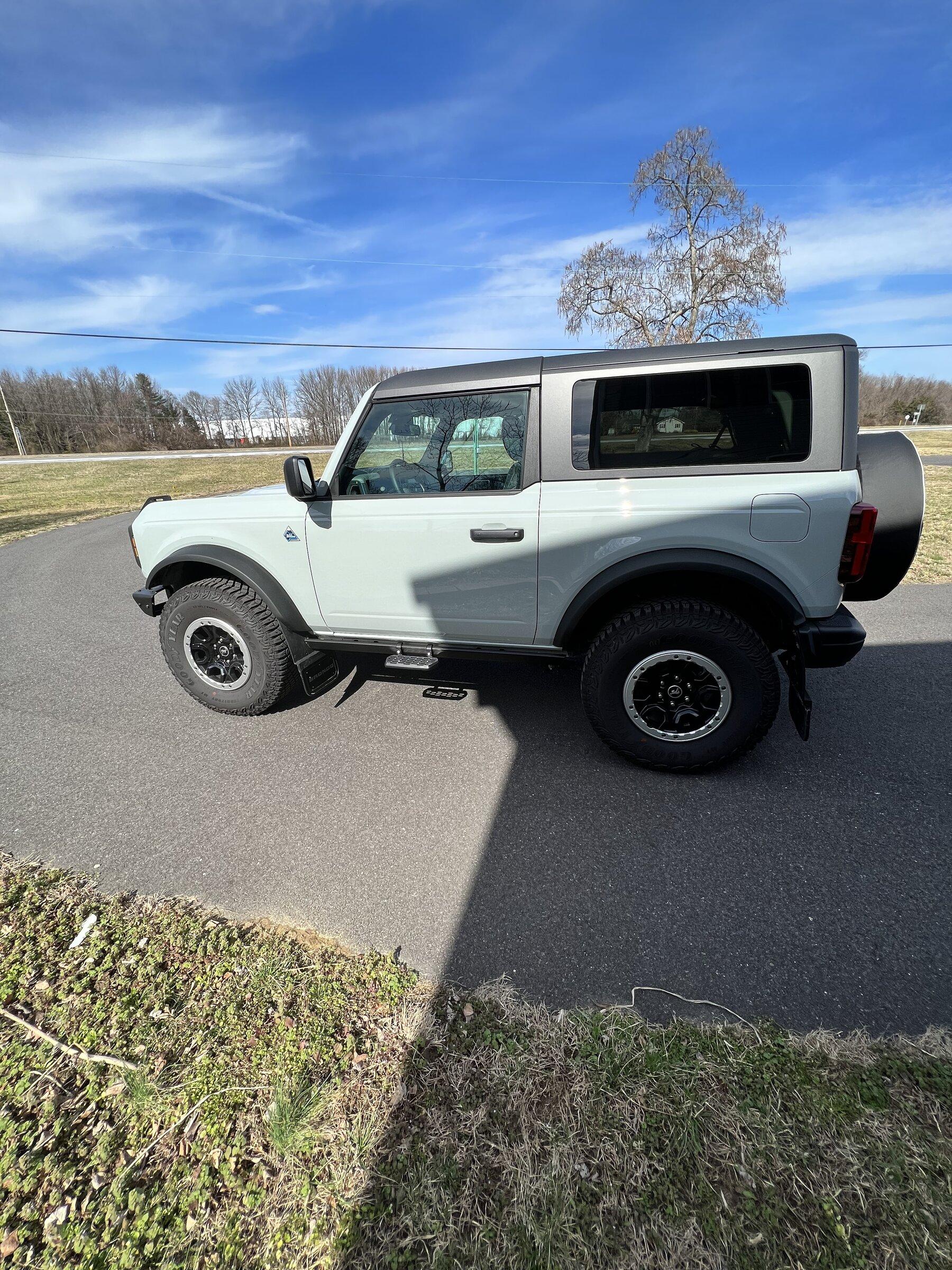 Ford Bronco 2-Door Bronco Glamour Shots? F56F3A20-D1AA-48D0-AF2F-8D21B34EC014