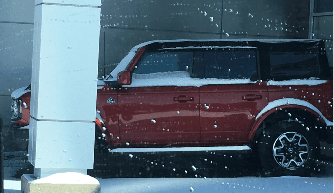 Ford Bronco Velocity Blue vs Hot Pepper Red BroncoHPR