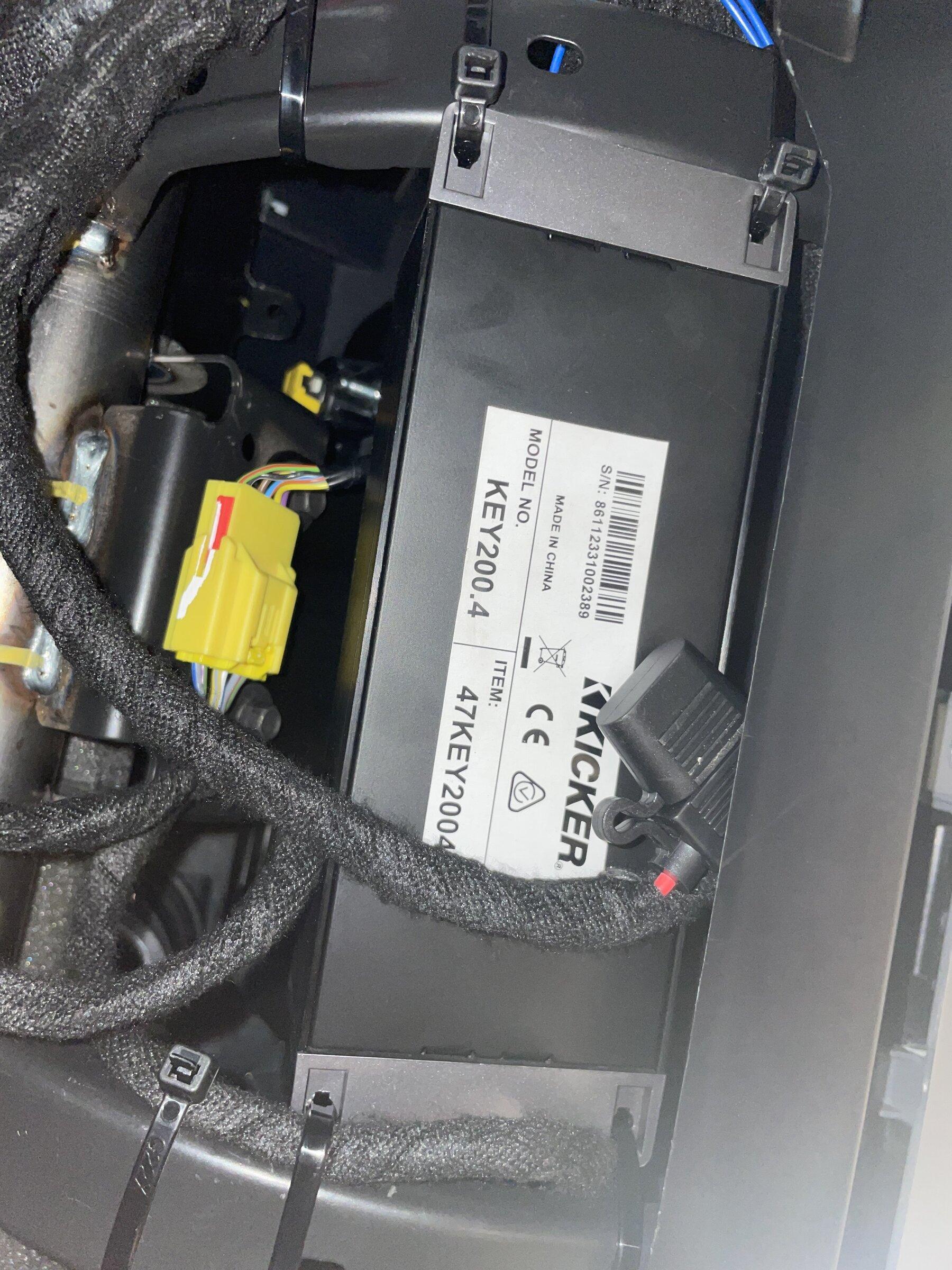 Ford Bronco Kicker Key Amp 200.4 Install DIY Video - Do this first! IMG_3359