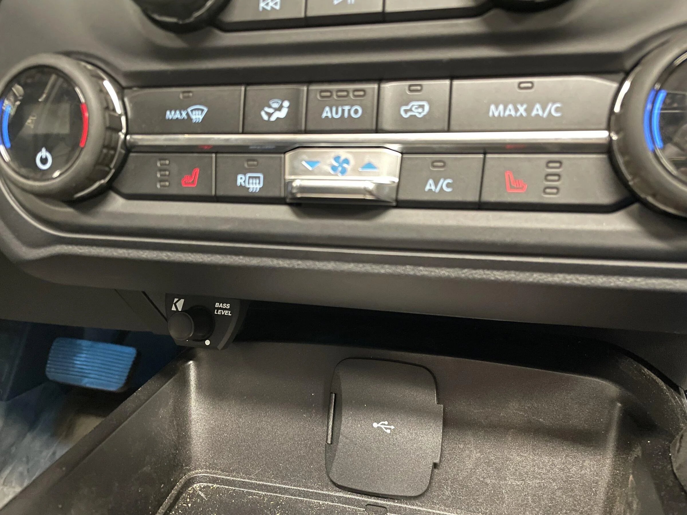 Ford Bronco Kicker Key Amp 200.4 Install DIY Video - Do this first! IMG_3363
