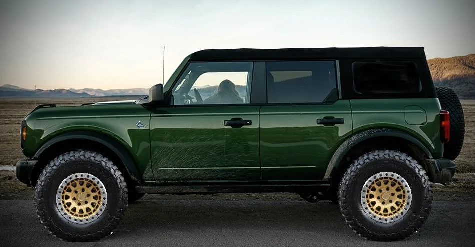 Ford Bronco ERUPTION GREEN Bronco Club DFD61FAE-91FC-4858-9907-E6D623F7988C