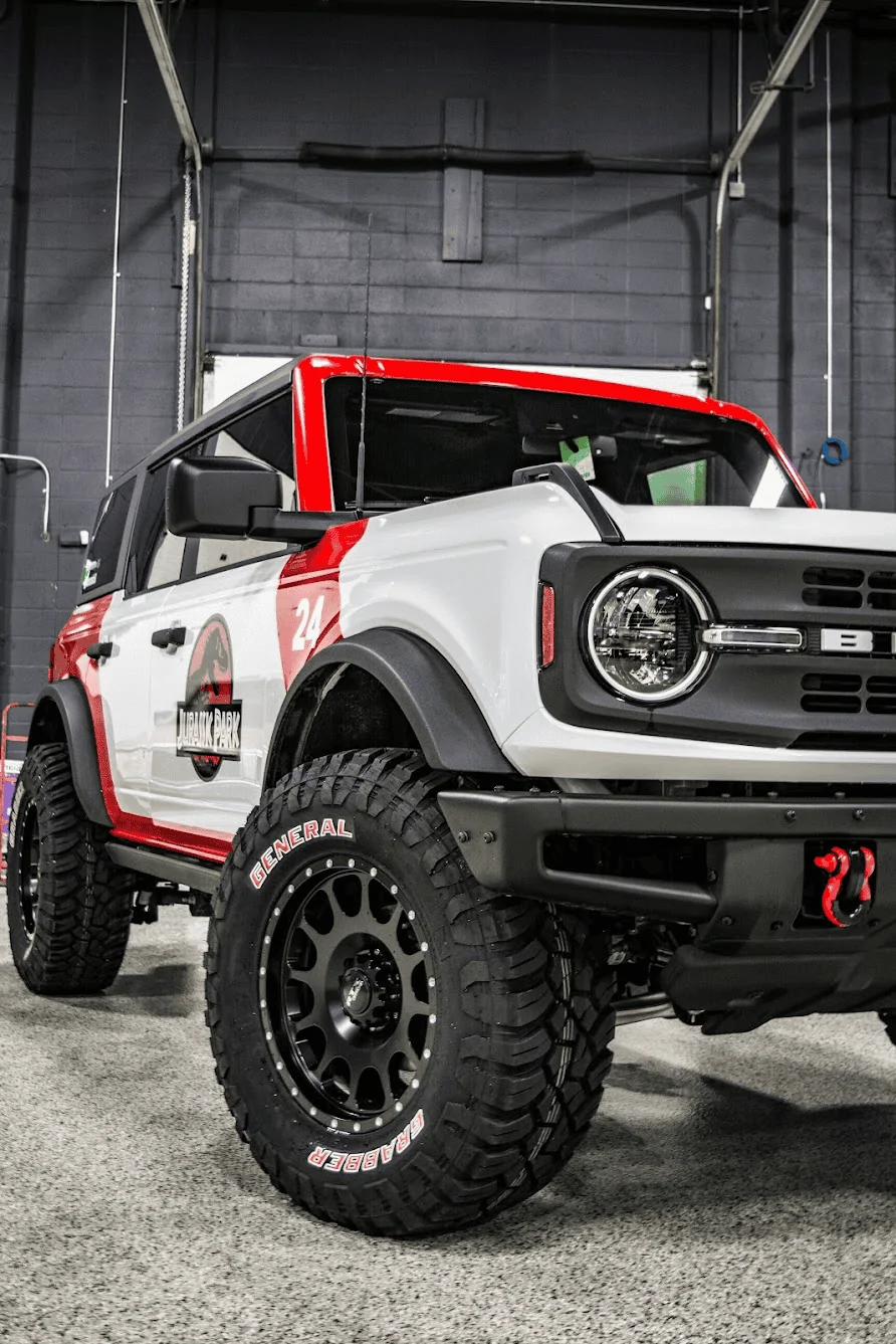 Ford Bronco Jurassic Park Bronco Build 1648619334516