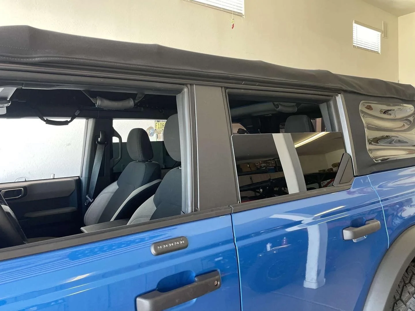 Ford Bronco Bronco Roll Bar Grab Handles Broncogh1