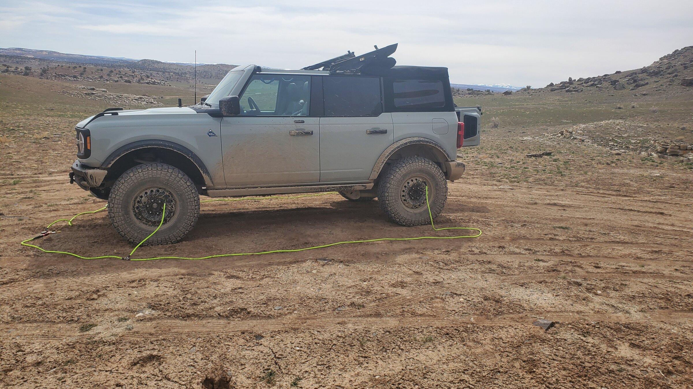 Ford Bronco Ultimate Black Diamond Non-Sasquatch pics thread 20220319_131937