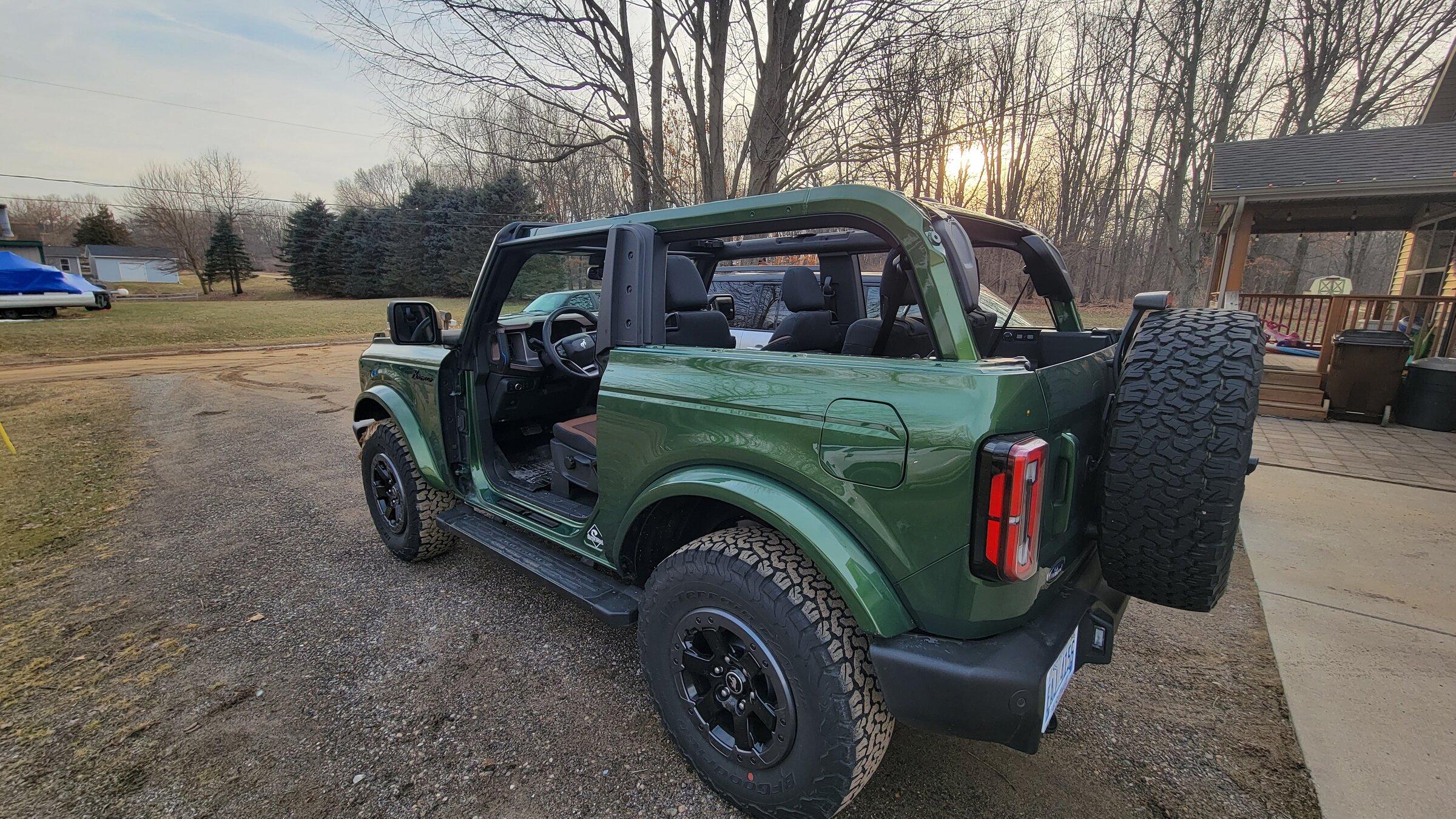 Ford Bronco ERUPTION GREEN Bronco Club 20220305_172921