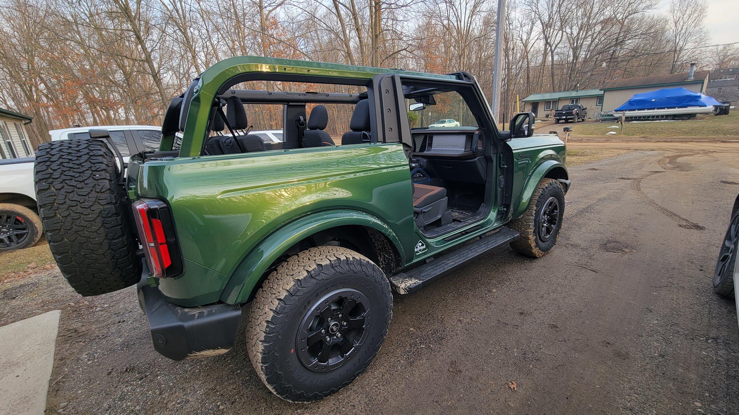 Ford Bronco ERUPTION GREEN Bronco Club 20220305_172951
