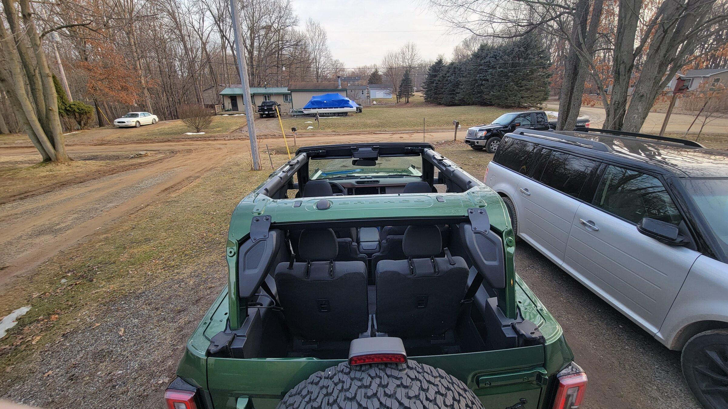 Ford Bronco ERUPTION GREEN Bronco Club 20220305_173027