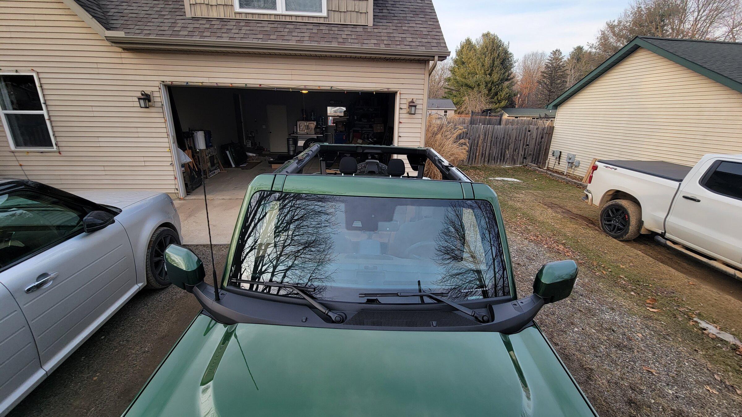 Ford Bronco ERUPTION GREEN Bronco Club 20220305_173221