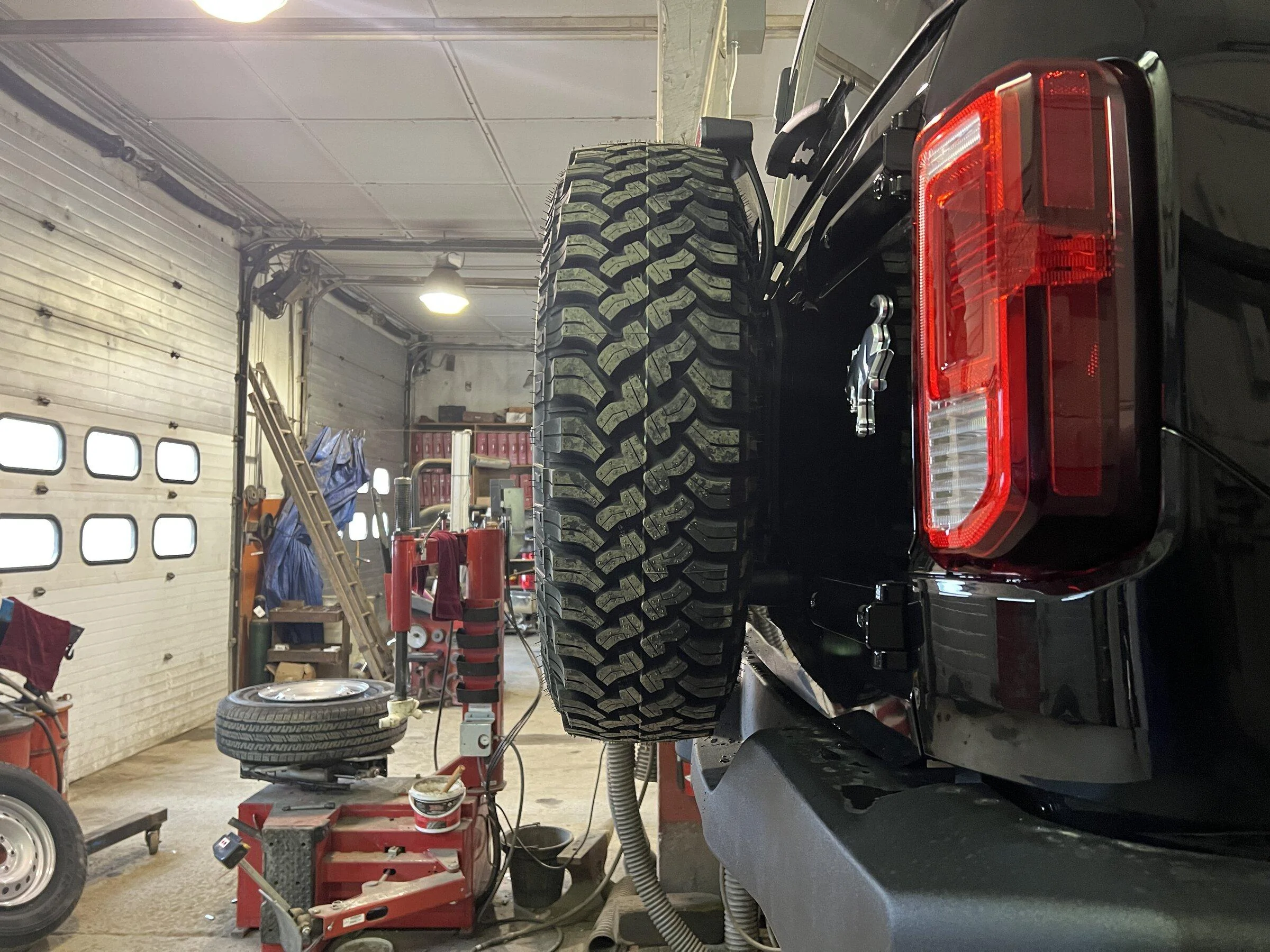 Ford Bronco Show us your installed wheel / tire upgrades here! (Pics) 3B94F6CB-D2E3-46D0-8852-5D9D2DF799AB