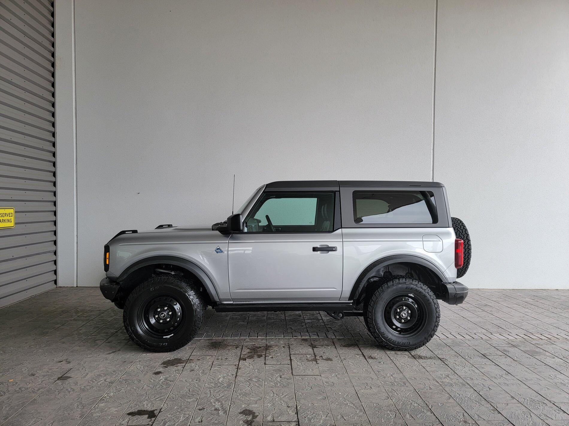 Ford Bronco Ultimate Black Diamond Non-Sasquatch pics thread 20211127_151113