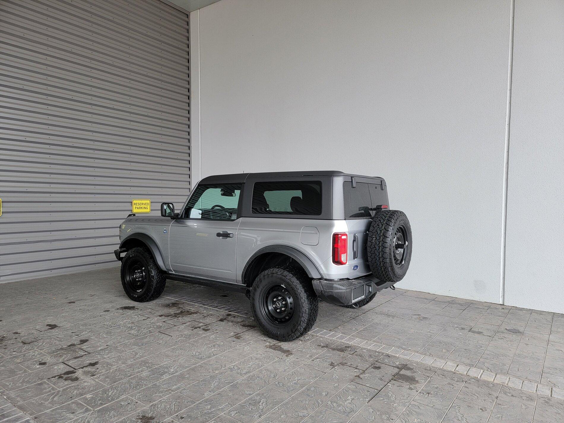 Ford Bronco Ultimate Black Diamond Non-Sasquatch pics thread 20211127_151121