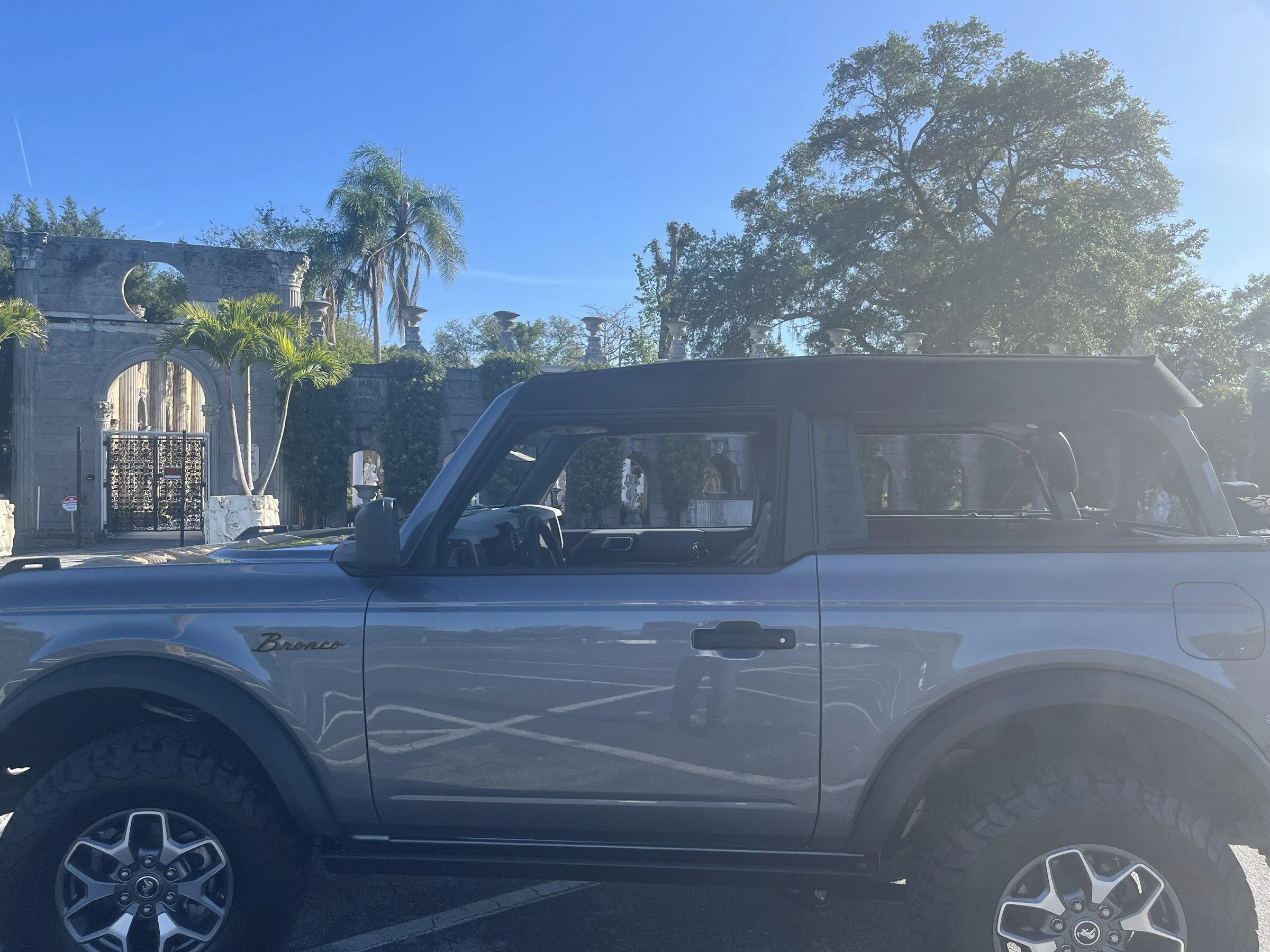 Ford Bronco Trektop Bestop installed 30E9900A-2339-4C9D-8EDE-9BF930A4AE74