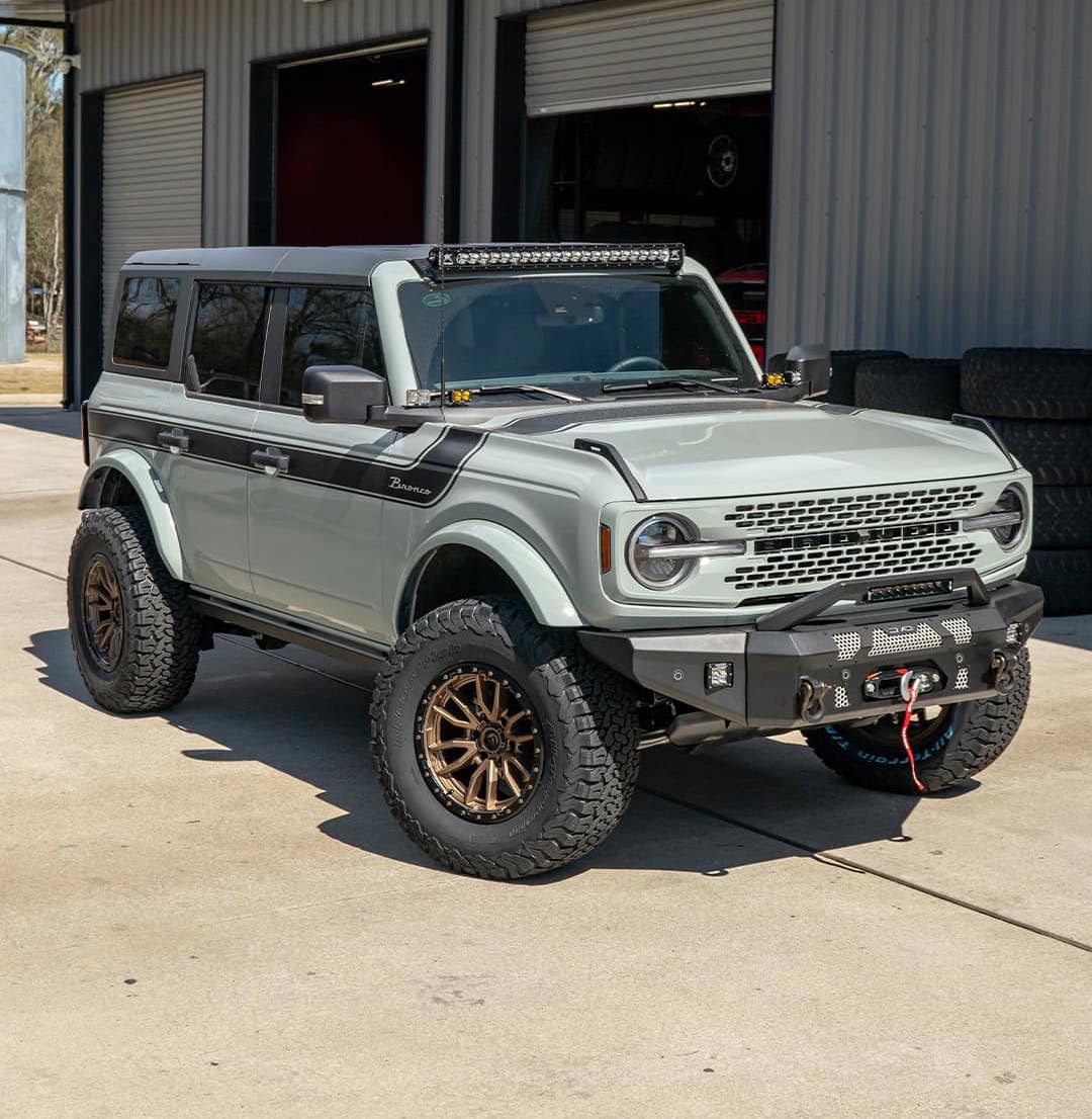 Ford Bronco 4-Door Bronco Build by Allout Offroad 277171894_10159879083012958_6919472666455245090_n