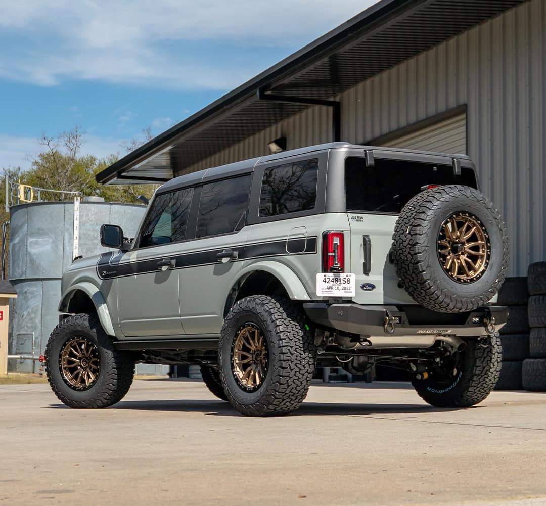 Ford Bronco 4-Door Bronco Build by Allout Offroad 277176179_10159879083057958_2650476940220608574_n