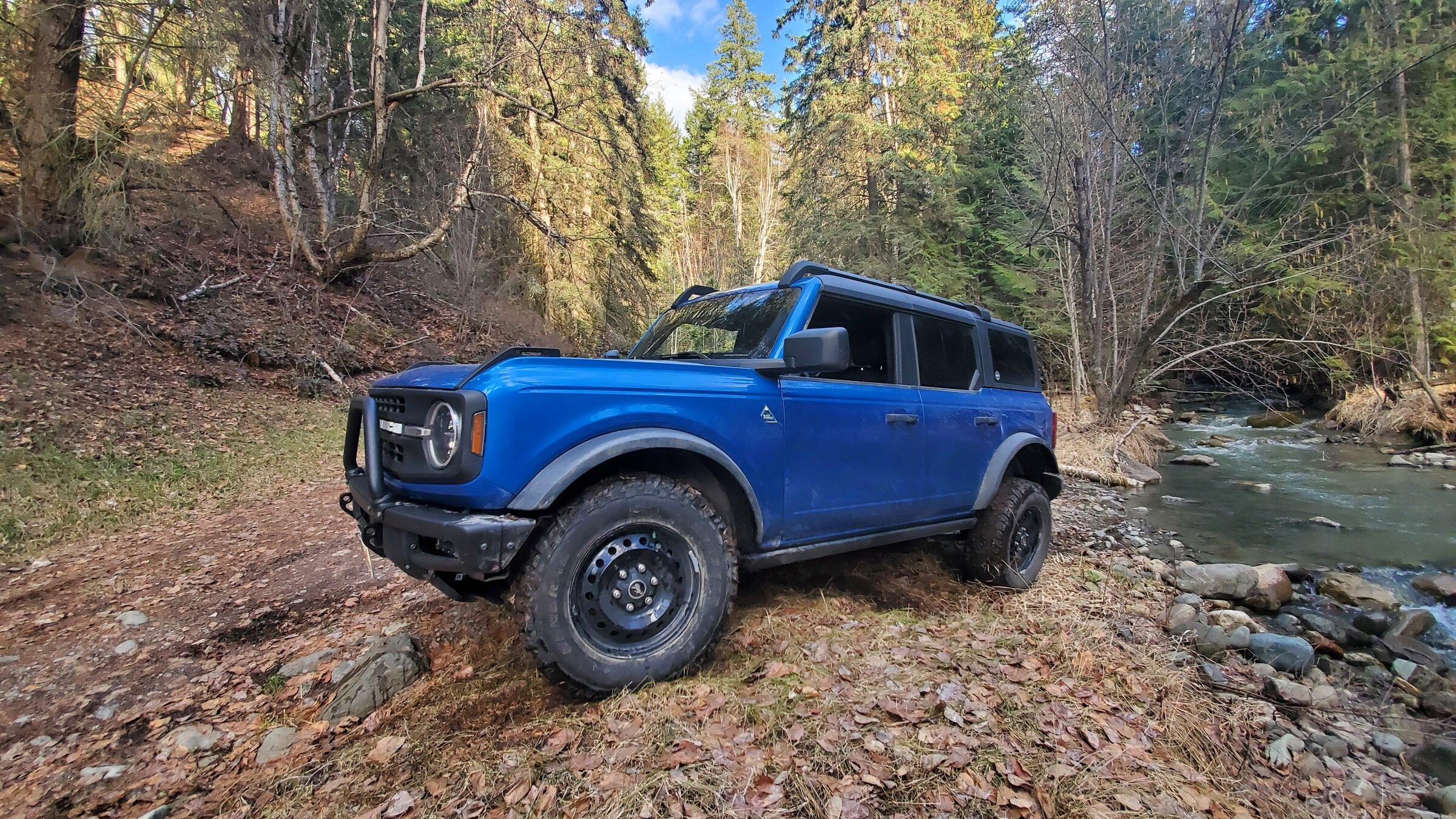 Ford Bronco Ultimate Black Diamond Non-Sasquatch pics thread 20220331_180151