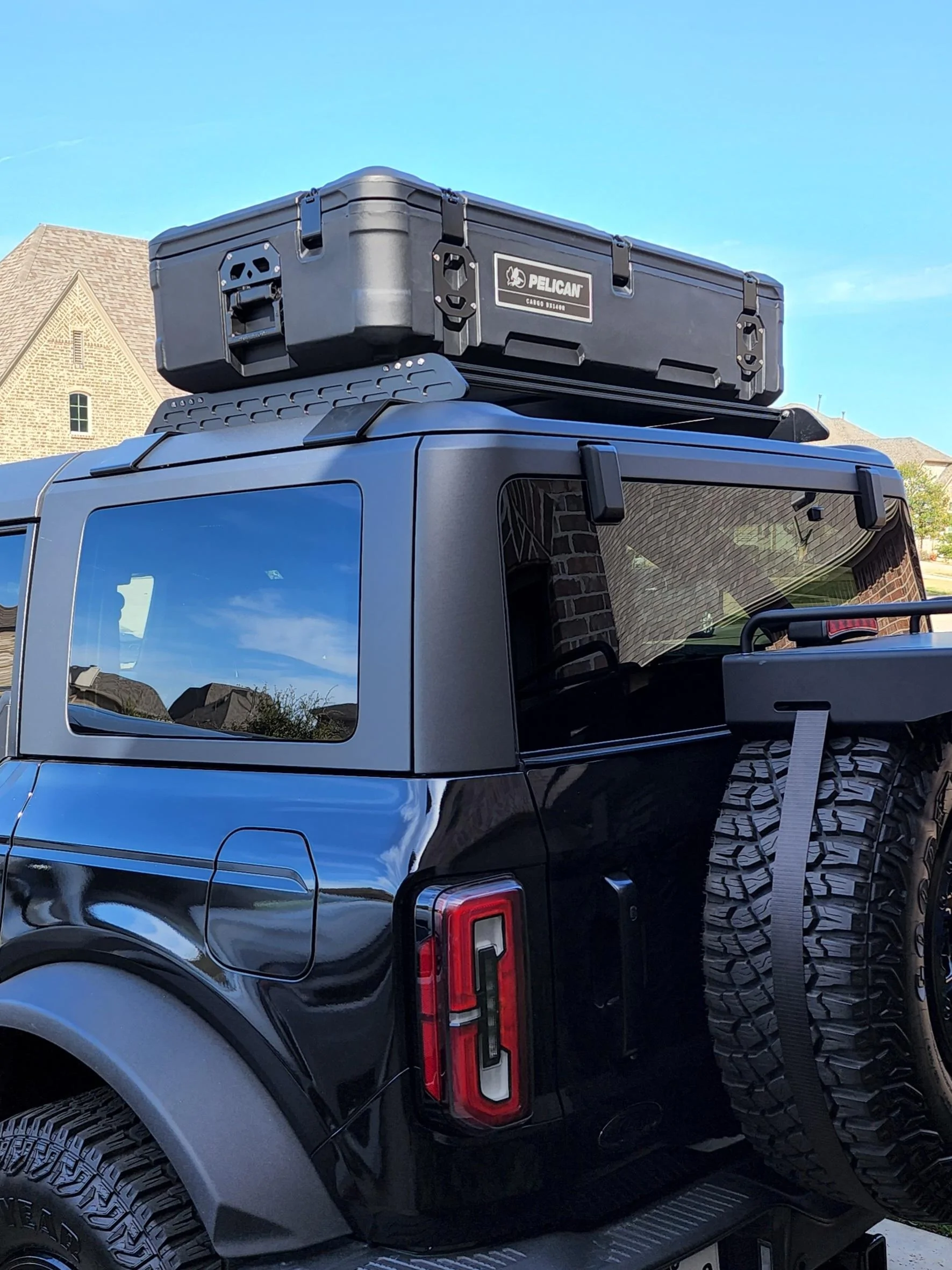 Ford Bronco Pelican Cargo Cases + BAtents Rack 20220328_163215