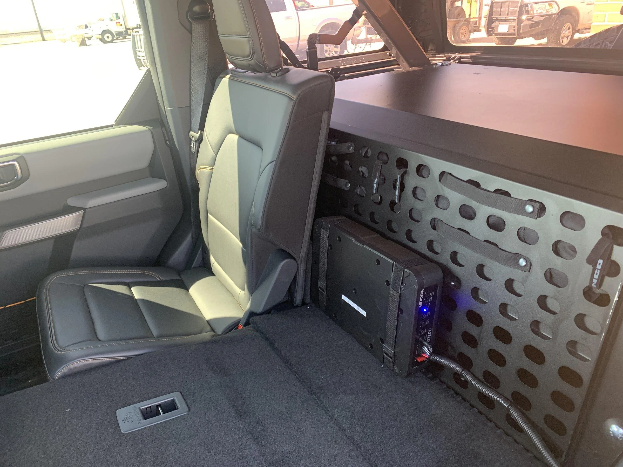 Ford Bronco Kicker Key Amp 200.4 Install DIY Video - Do this first! 7828750C-39E3-4C1A-AE66-70A3BE432948