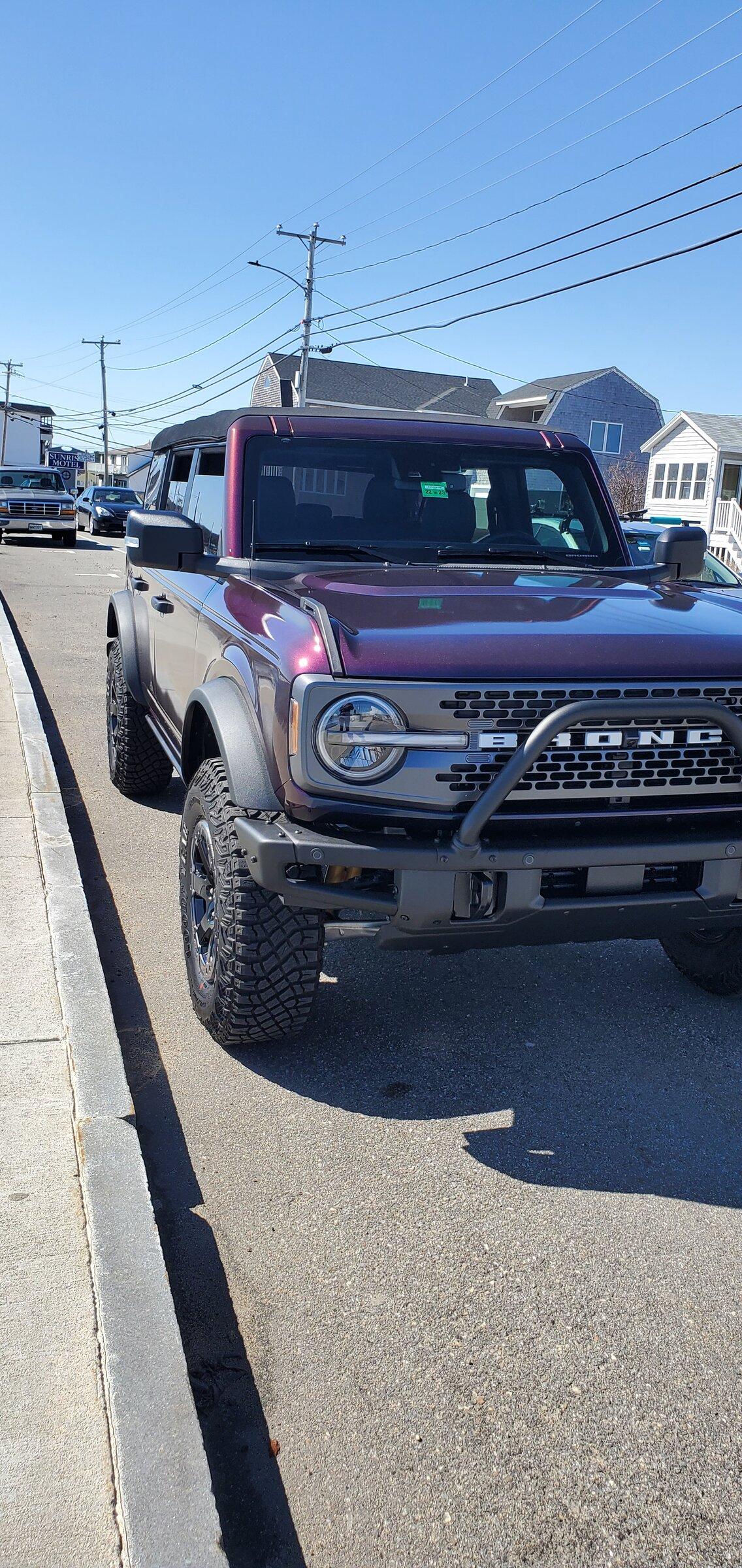 Ford Bronco Deep Space Flip Bronco 20220402_105944