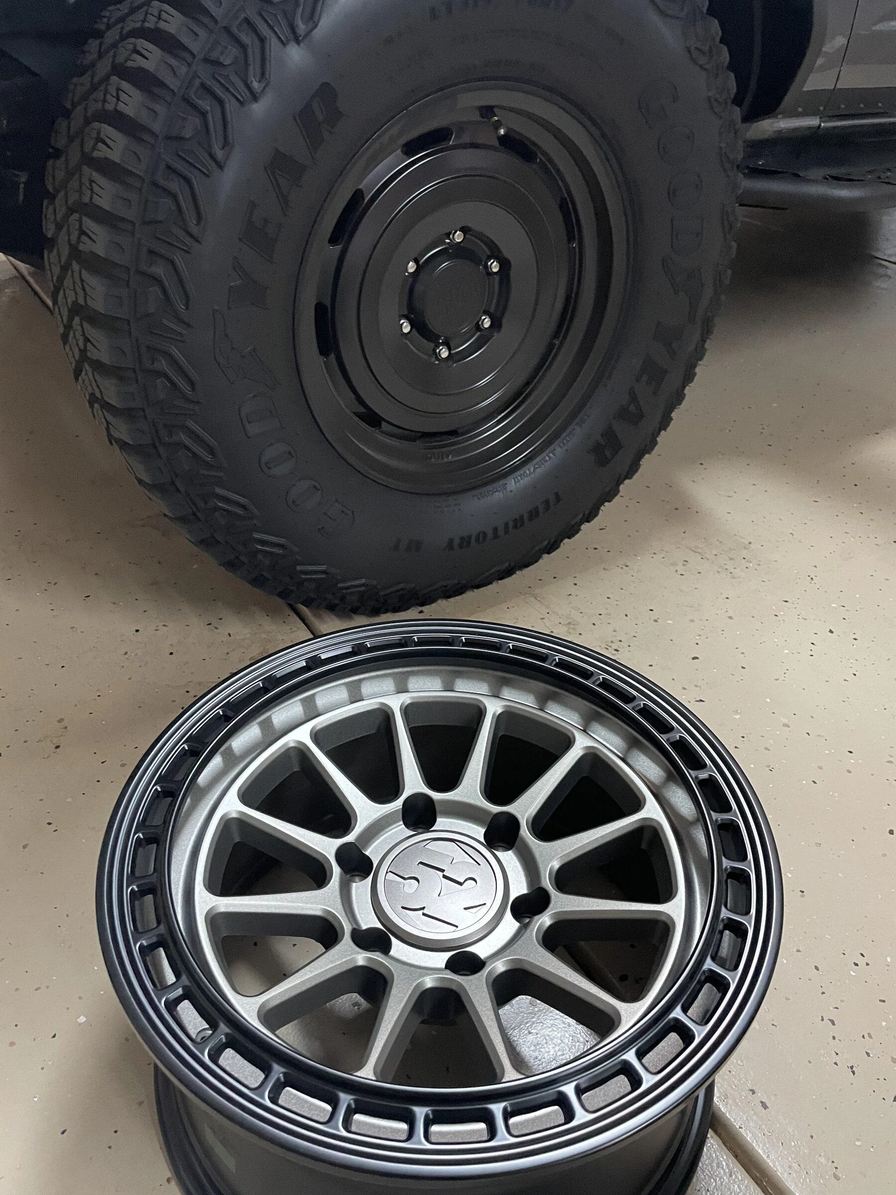 Ford Bronco Show us your installed wheel / tire upgrades here! (Pics) 631700AA-23A2-4B87-8F04-FEDBAEAE3660