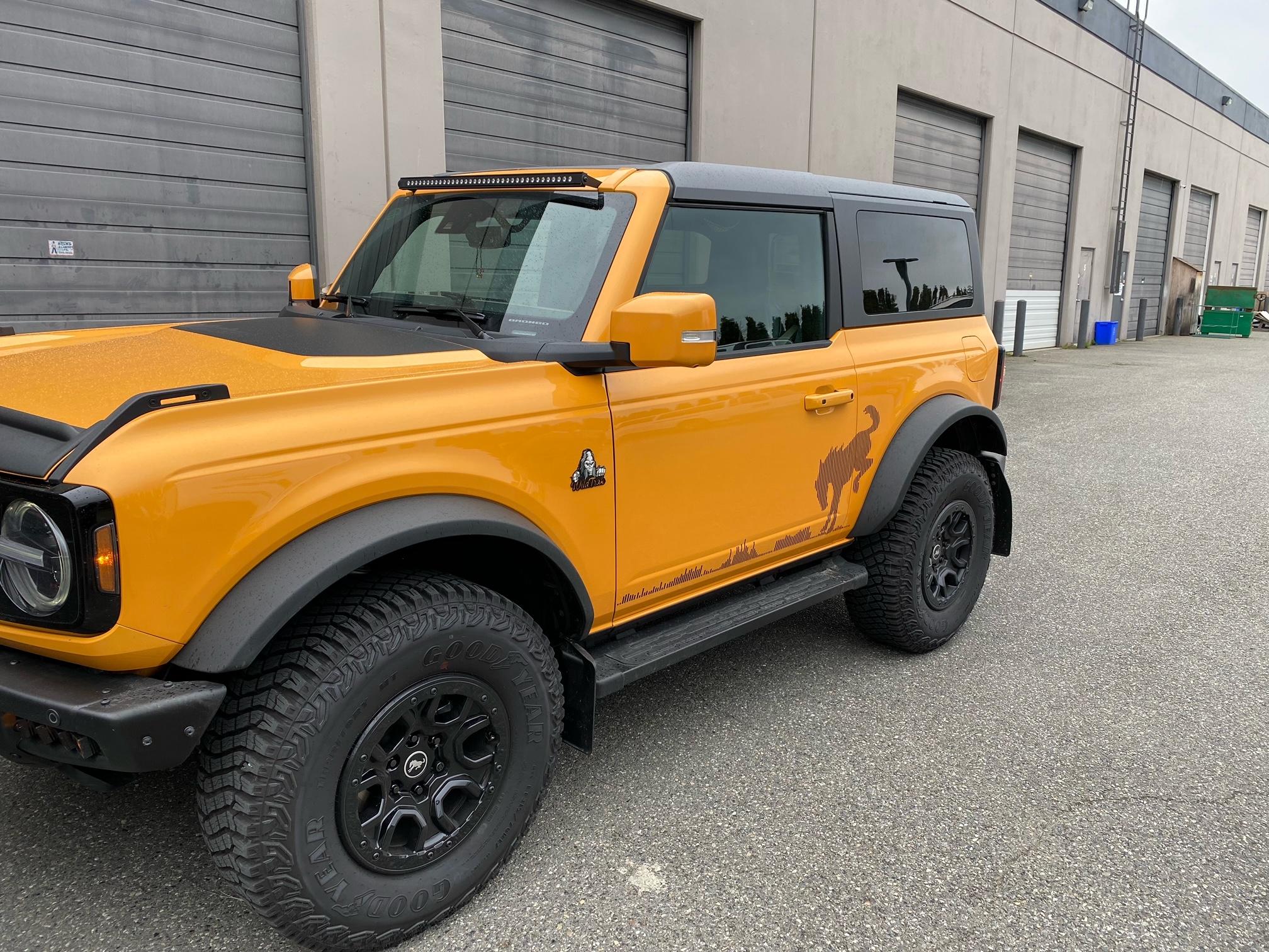 Ford Bronco CARBONIZED GRAY Bronco Club image3 (9)