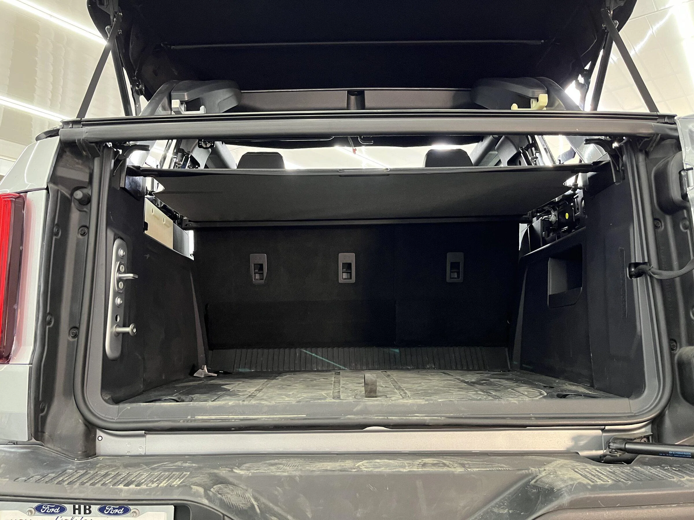 Ford Bronco Mabett Cargo Cover for 4 door coming soon! lQDPDhtL6_MXzrfNC9DND8Cwi5TApw_7Z-ACTRAylEA_AA_4032_3024