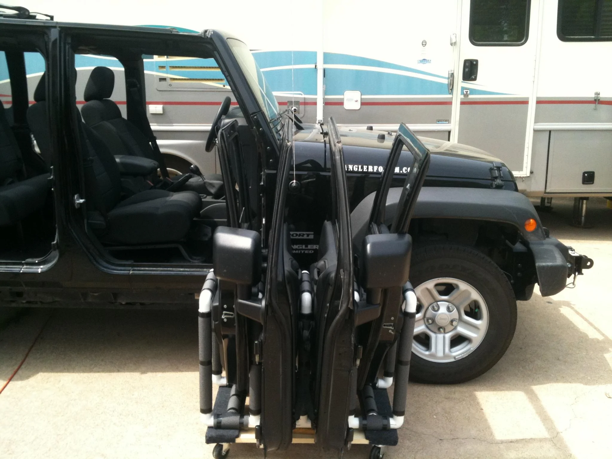 Ford Bronco DIY Door storage FF4UX07GM9QLLRP