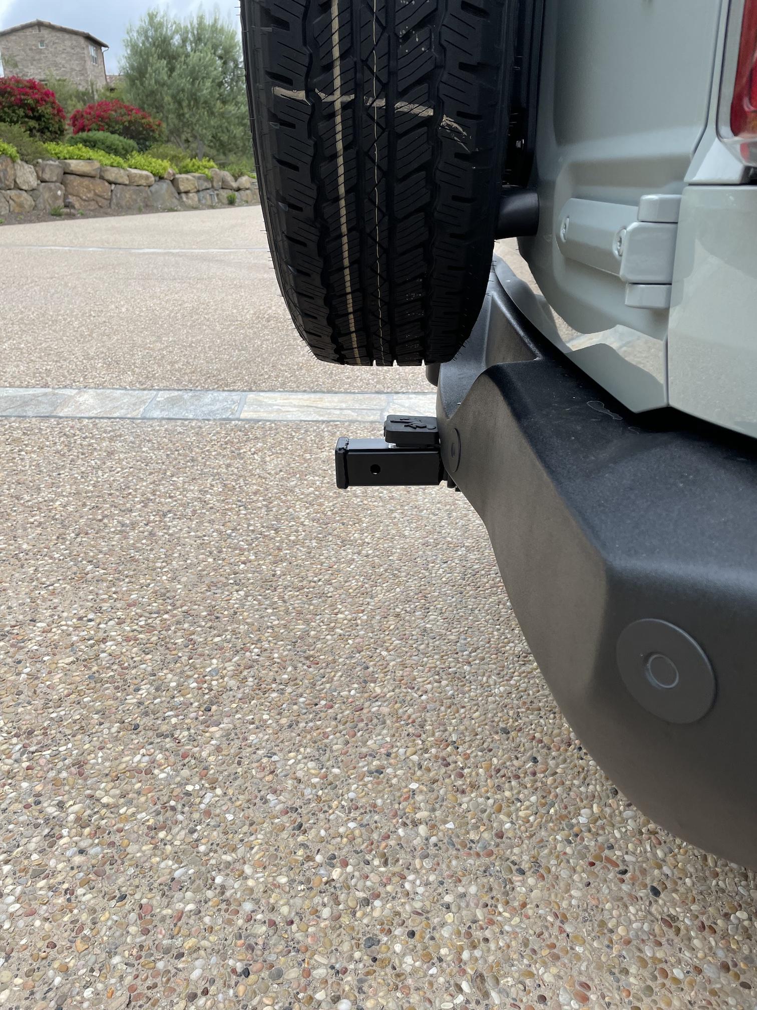 Ford Bronco Anyone else on here have this? Extended hitch IMG_0204