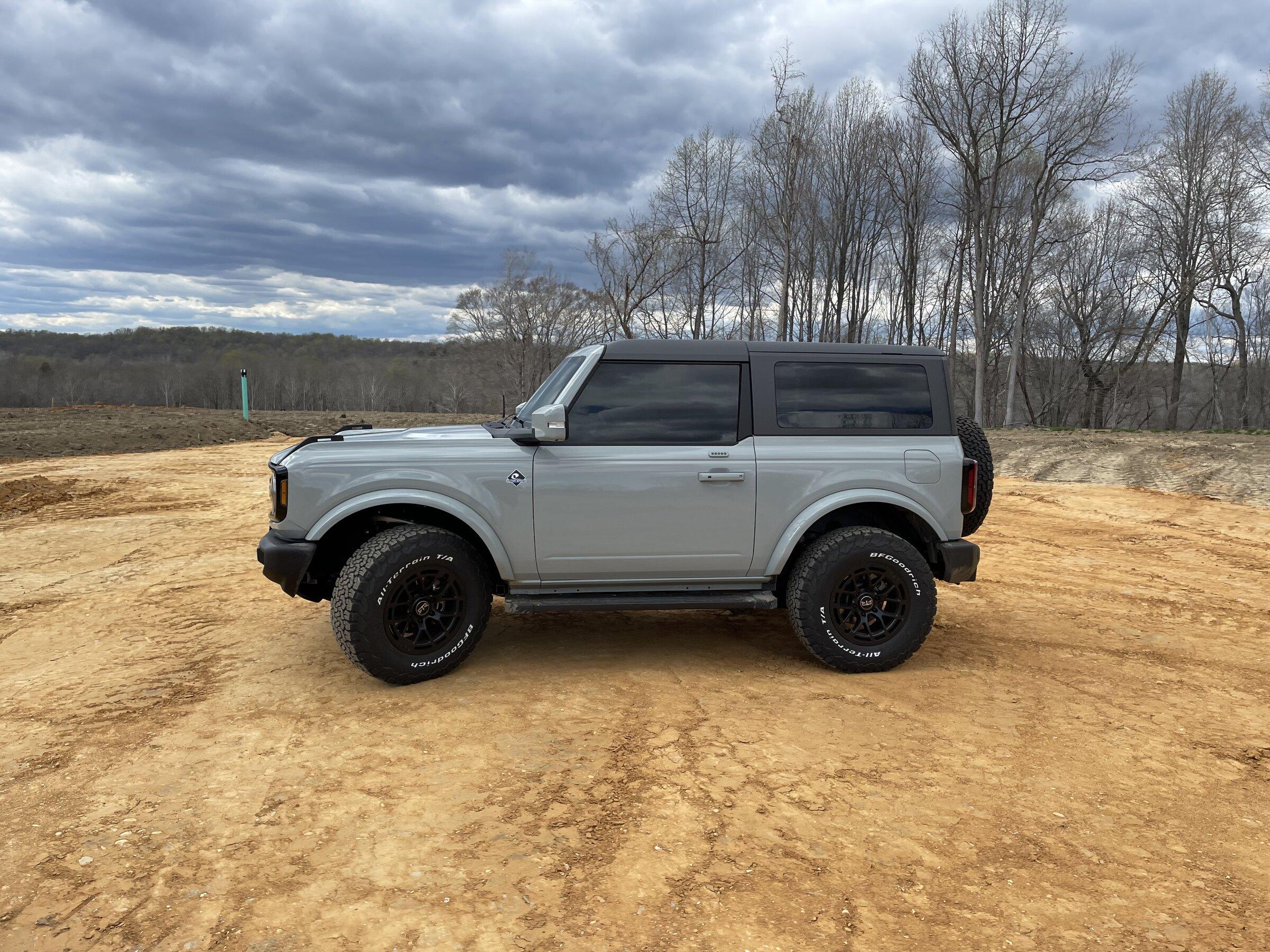 Ford Bronco Bronco Team 2 door. 07C6BAB6-14DE-4C76-B377-9421238BA06B
