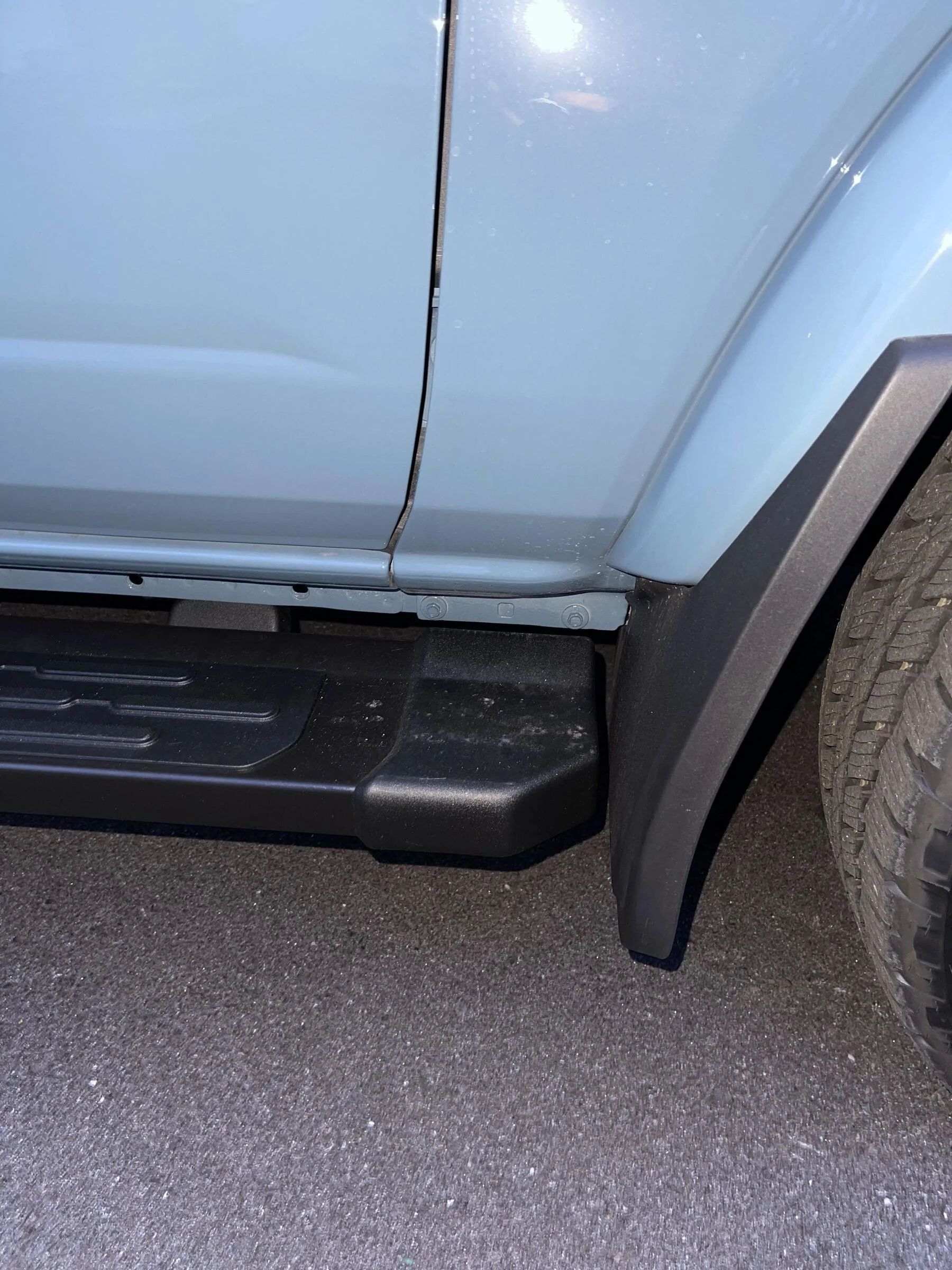 Ford Bronco Front Splash Guards/Mud Flap will NOT fit with Running Board Bronco3