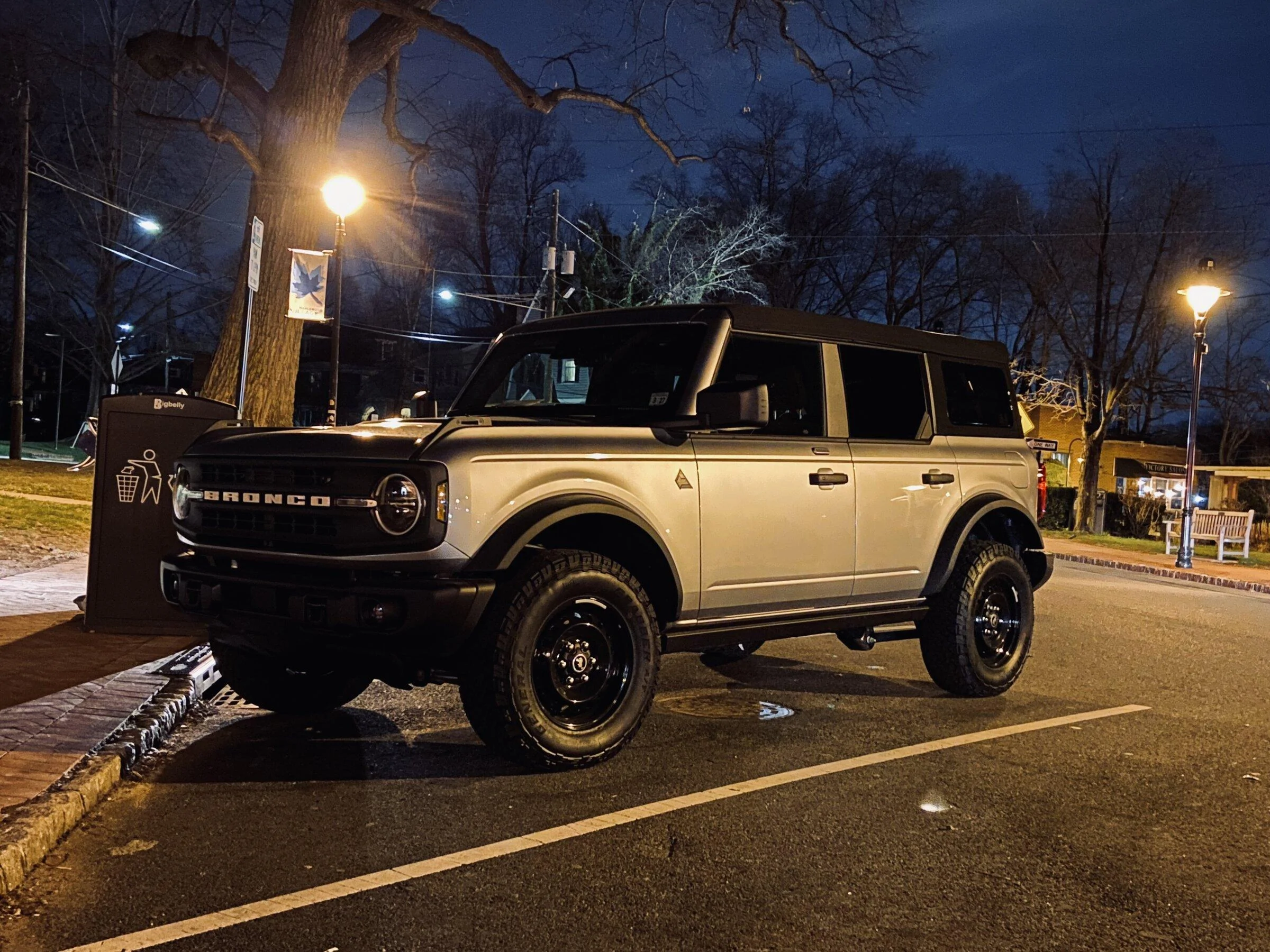 Ford Bronco Ultimate Black Diamond Non-Sasquatch pics thread 366225D4-7806-4612-96FF-052EF7EFA6F9