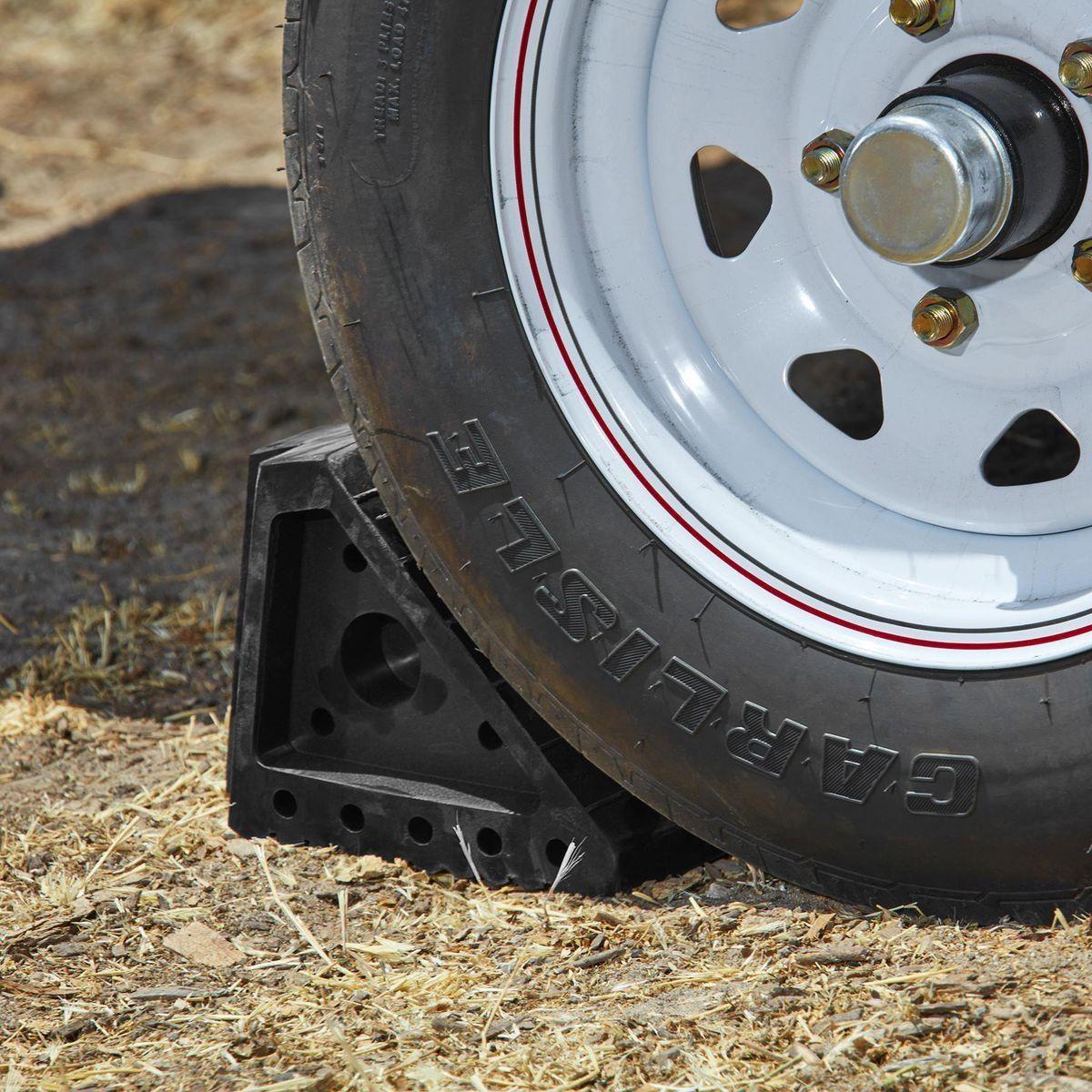 Ford Bronco boat trailer 96479_W5