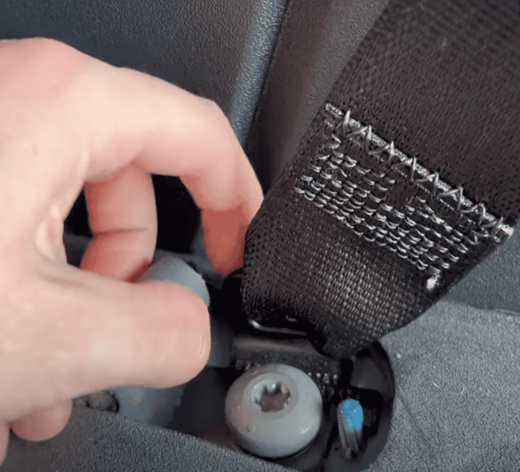 Ford Bronco Rear seats removal from 2-door Bronco? seatBelt