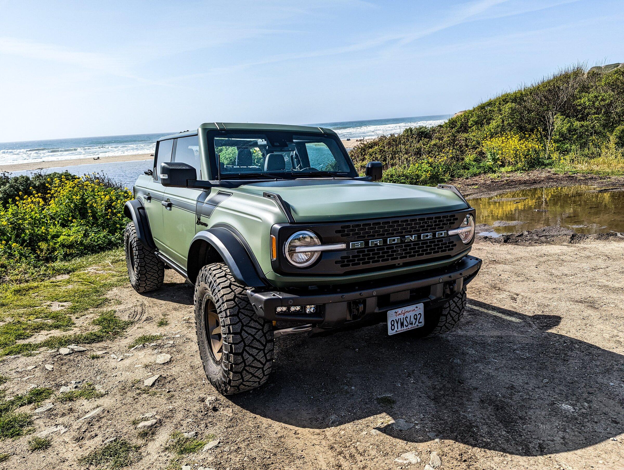 Ford Bronco 🎨 Wrap me up. Show us your wrapped Broncos! PXL_20220402_225334125