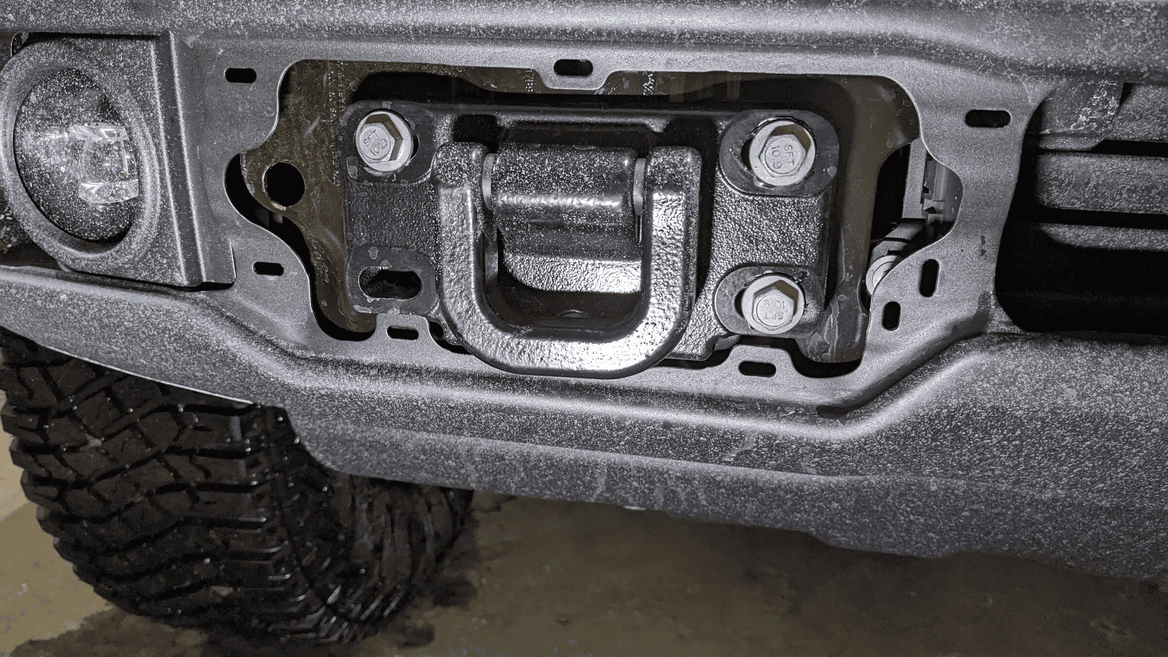 Ford Bronco Capable bumper D-ring paint 1649160822816