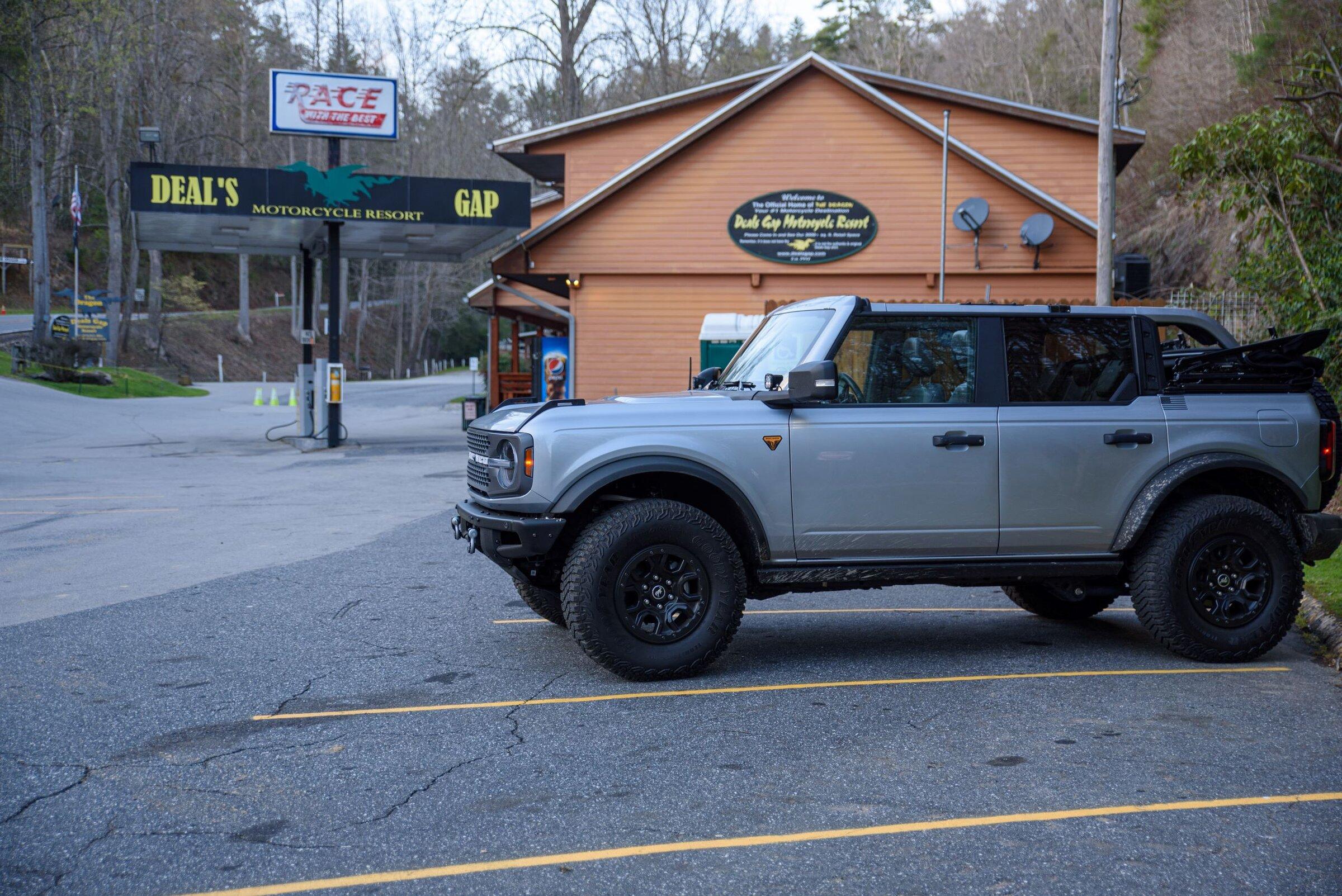 Ford Bronco Badlands takes down The Dragon NCO_2606a