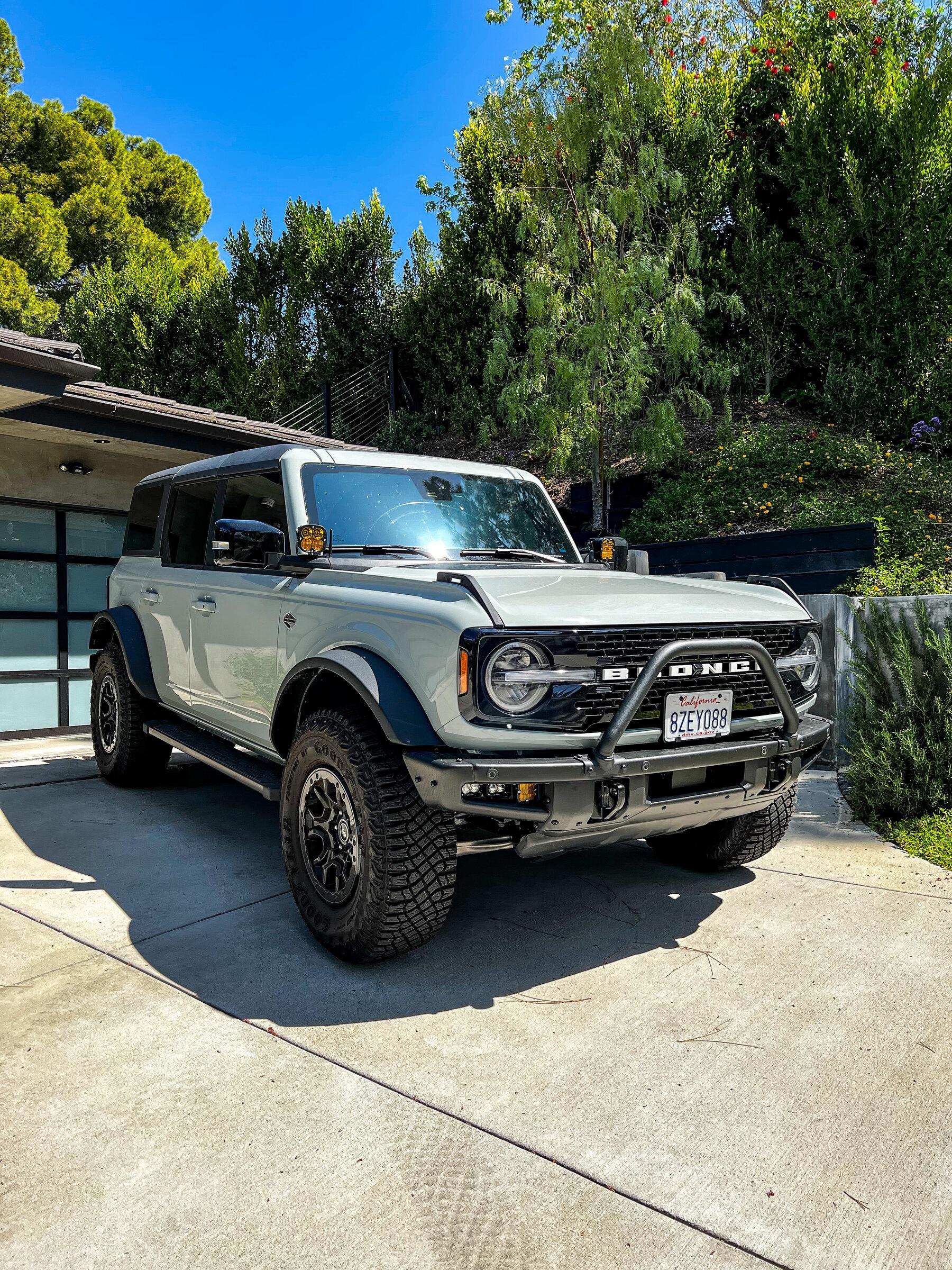 Ford Bronco CACTUS GRAY Bronco Club 4319FAB9-03A6-4C0C-9AC3-A64538B72458