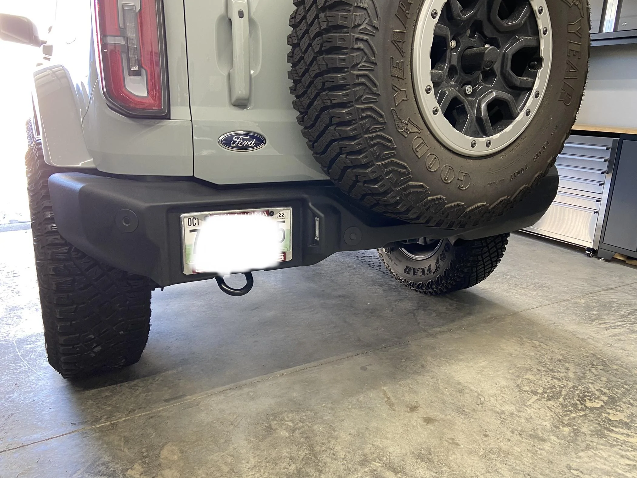 Ford Bronco FS: OEM Rear Bumper F3938027-B51F-461E-9D96-FB1CA7CE7A2F