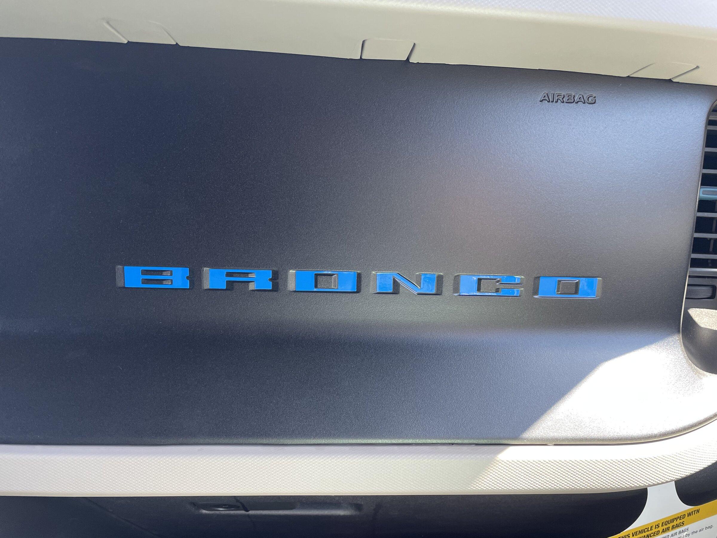 Ford Bronco VELOCITY BLUE Bronco Club 443CDC42-331C-42B4-843B-D9E0EB5AAE74
