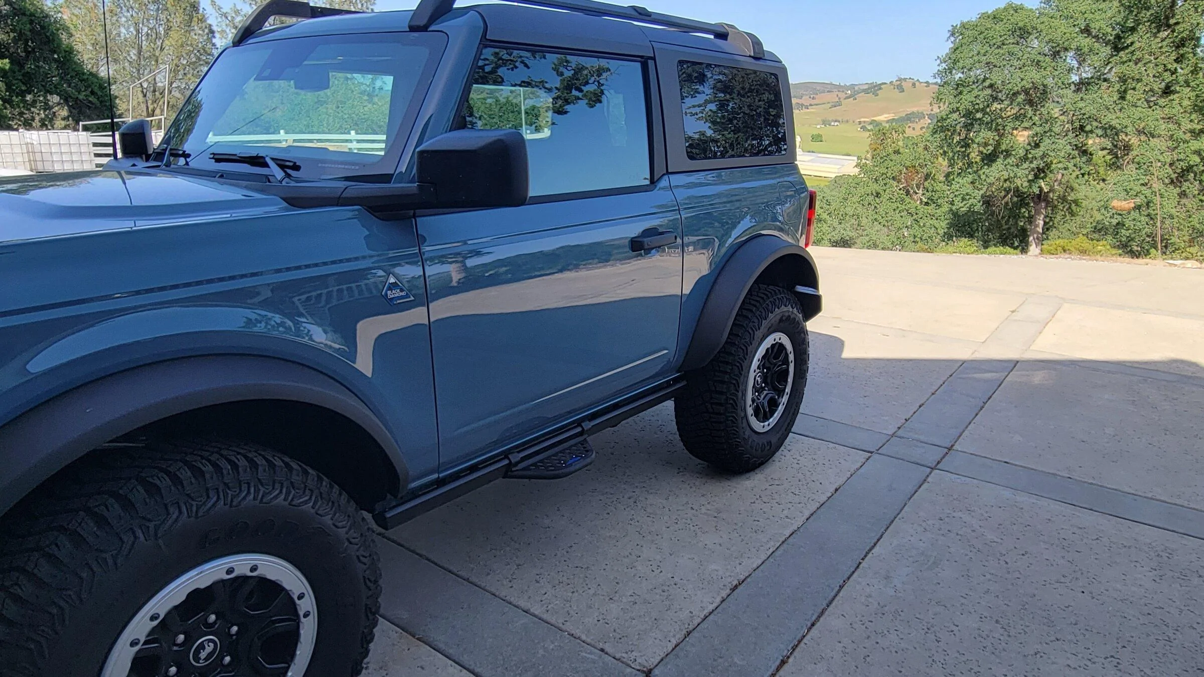 Ford Bronco Factory rock slides - add on drop step? 20220406_153453