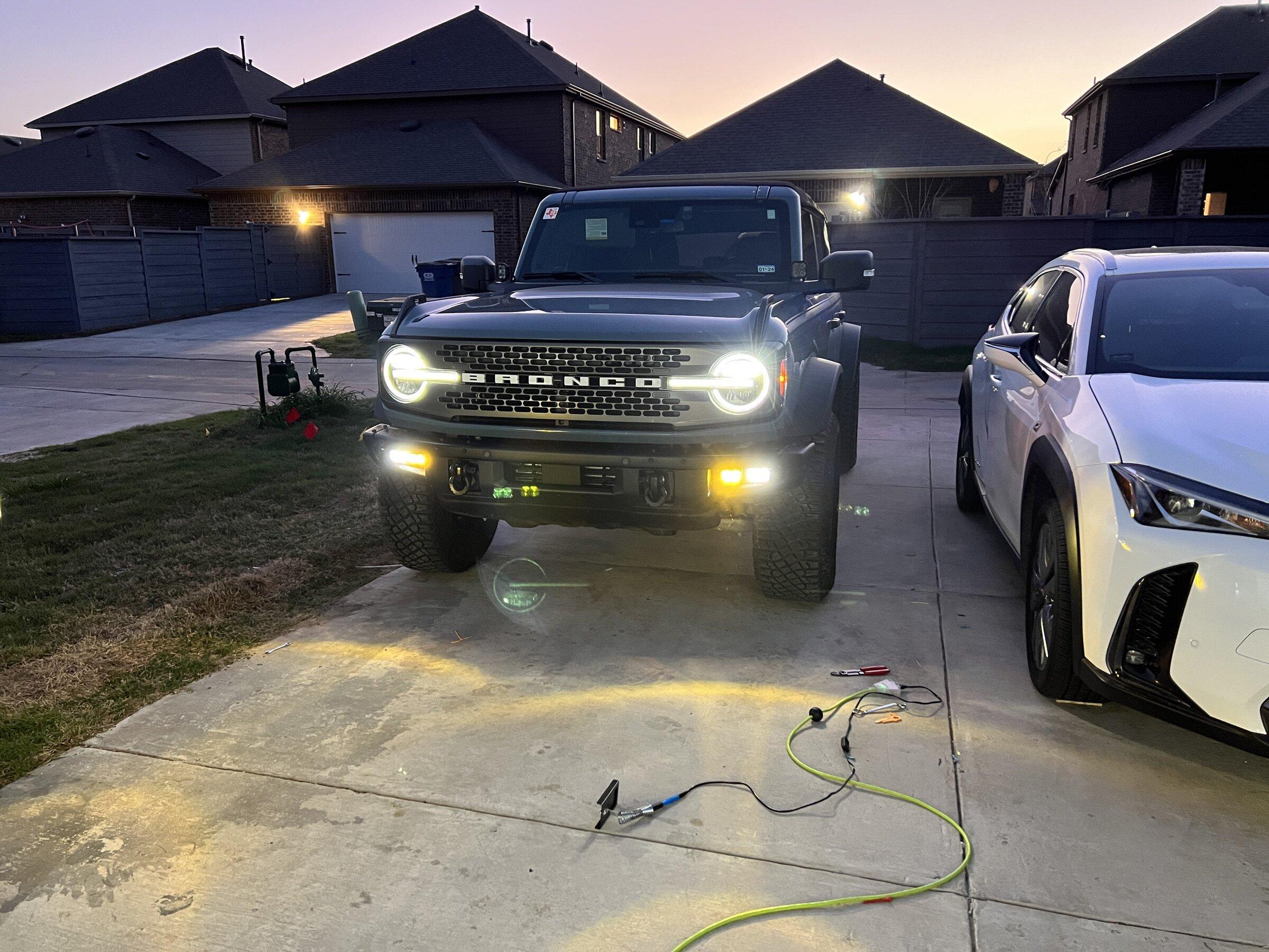 Ford Bronco Mo's Bronco fogs