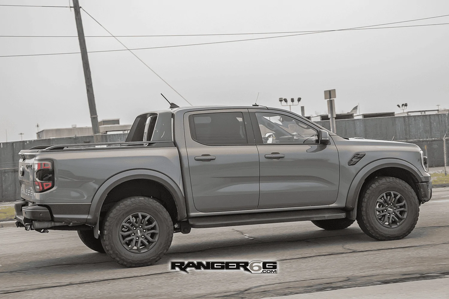 Ford Bronco Spied: Ranger Raptor Undisguised In Gray 🦖 1649364520649