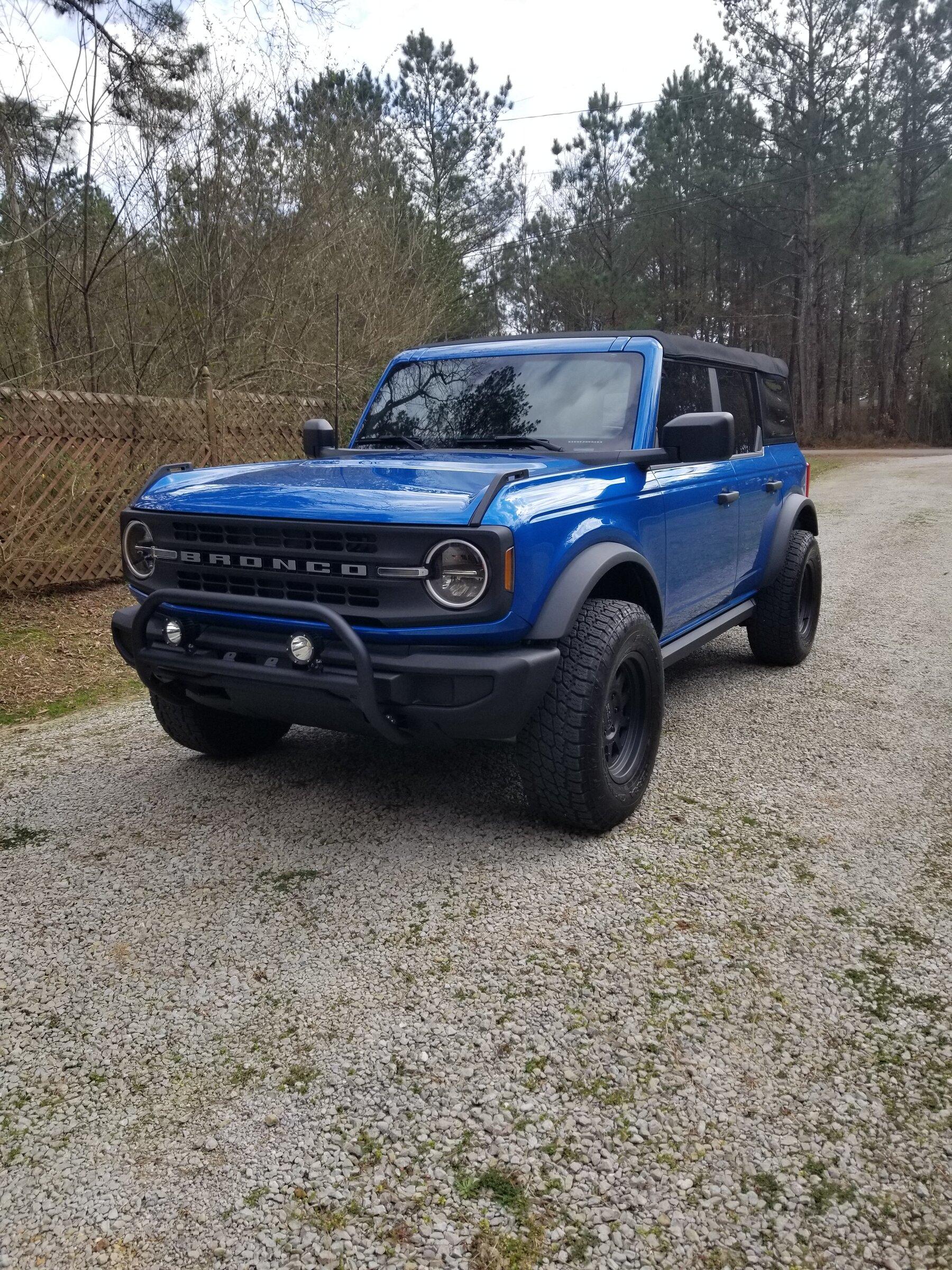 Ford Bronco Velocity Blue pictures? 20220305_133227