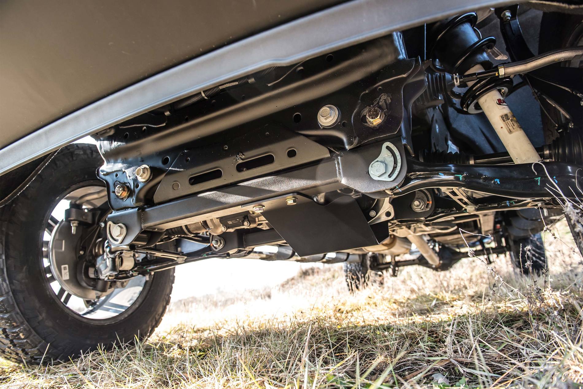 Ford Bronco The IFS vs SFA Thread Chevy-1500-2019-Z6in-295-60R20-20-05