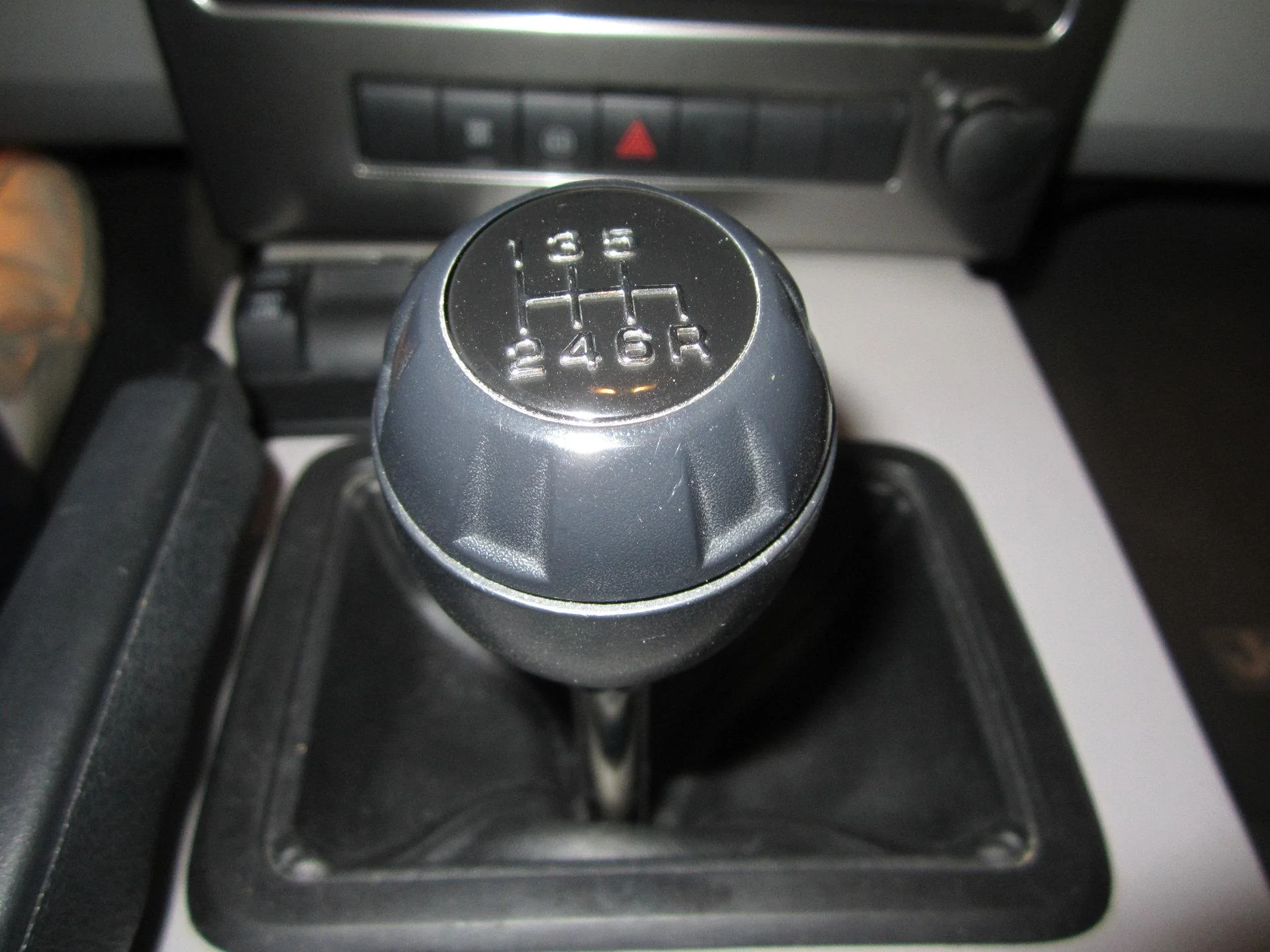 Ford Bronco 7-speed shift pattern IMG_2831