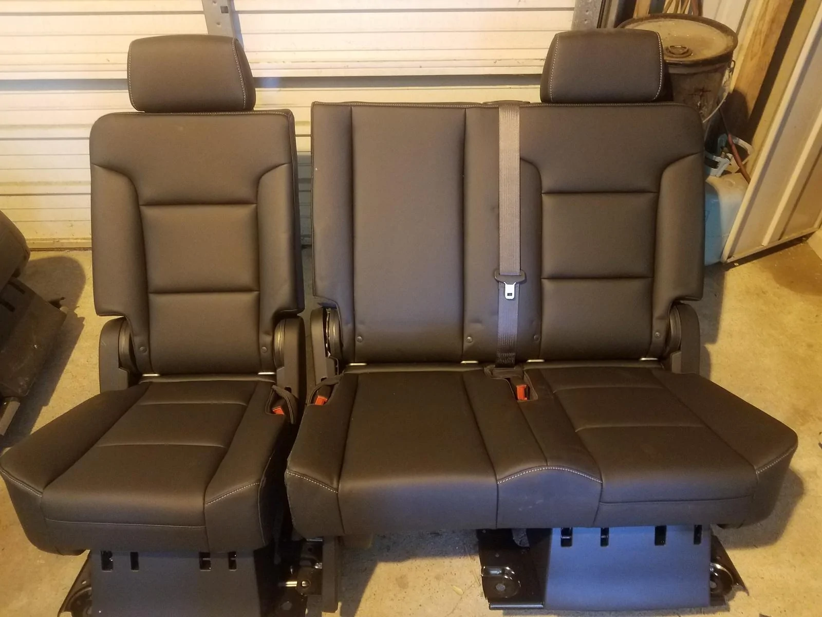 Ford Bronco Bronco Interior: Plastics, Synthetics, and Leather 295BCC29-D57C-4790-BDA0-674F0313C810