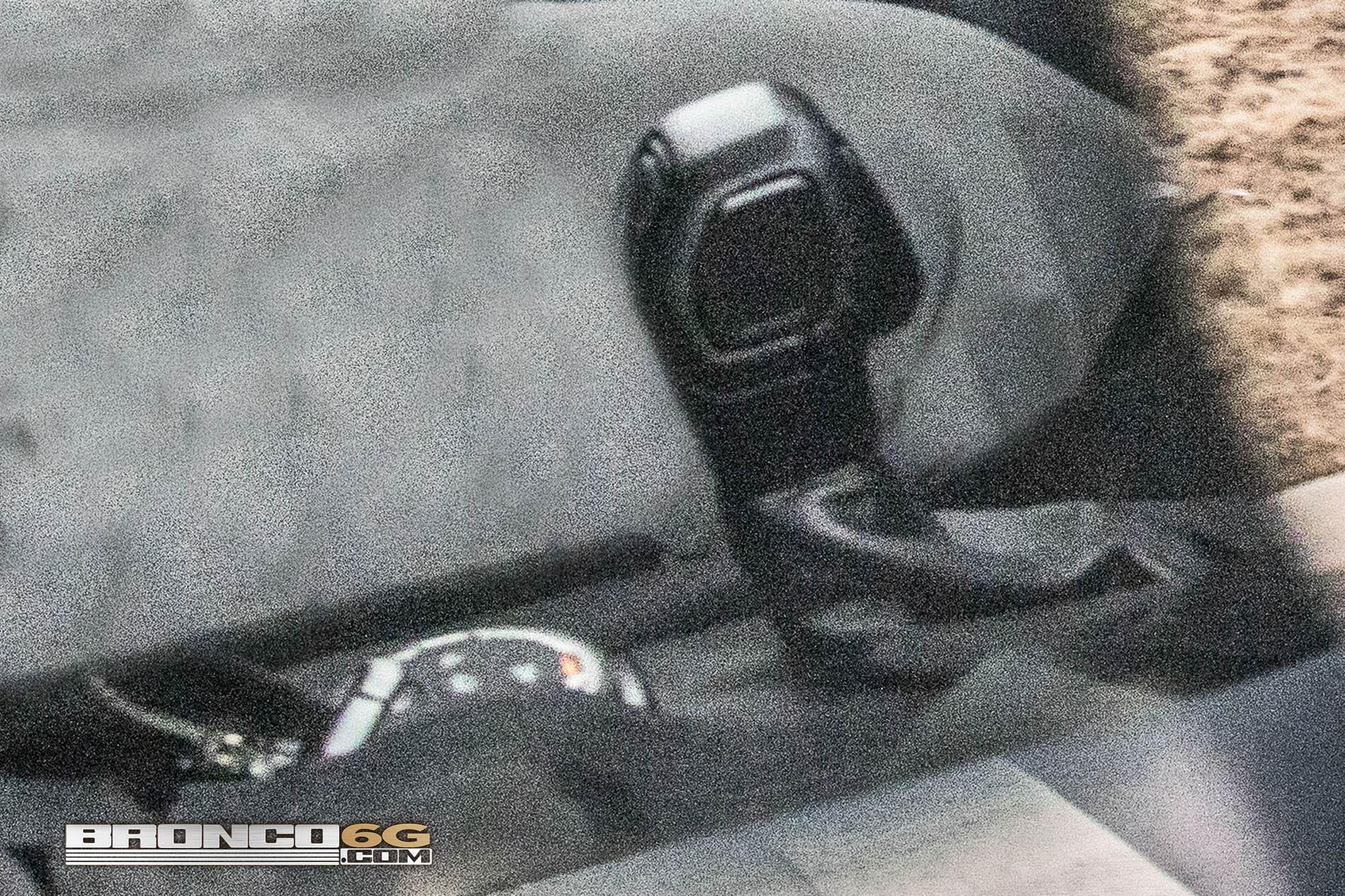 Ford Bronco 2021 Bronco Interior Spied Undisguised!! 2021-Bronco-Interior-Bronco.int06.KGP