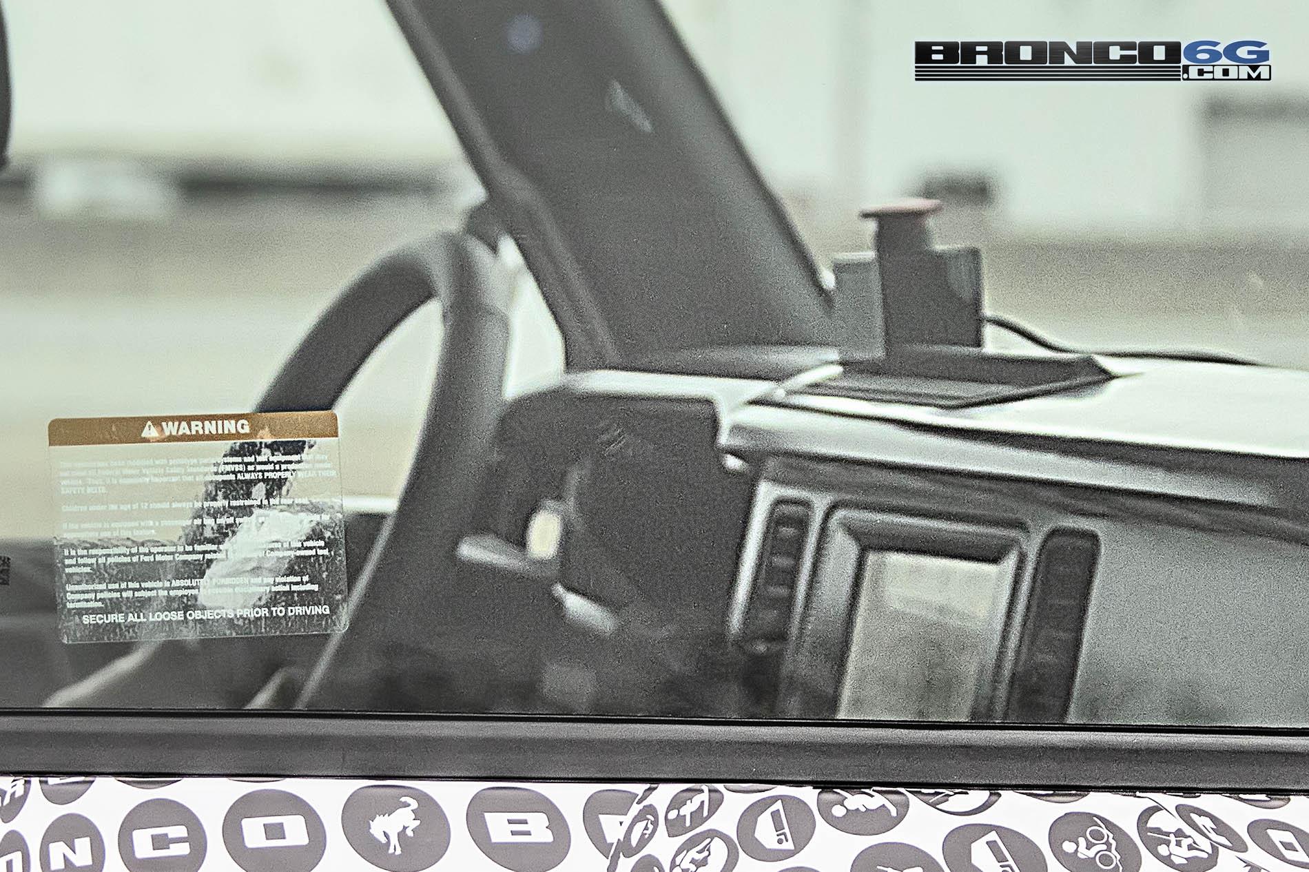 Ford Bronco 2021 Bronco Interior Spied Undisguised!! 2021-Bronco-Interior-Bronco.int13.KGP