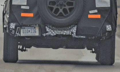 Ford Bronco Spotted: 2021 Bronco VS Jeep Wrangler In The Wild! FEB28 JK-Jeep Comparison 4 shock mount
